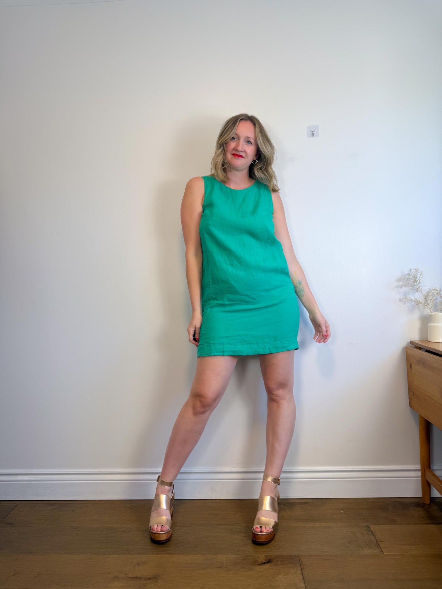 Cut Loose Linen Shift Dress in Green (Size S/M)
