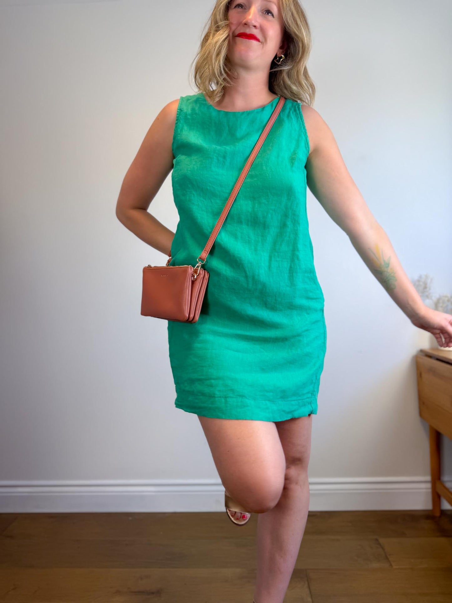 Cut Loose Linen Shift Dress in Green (Size S/M)