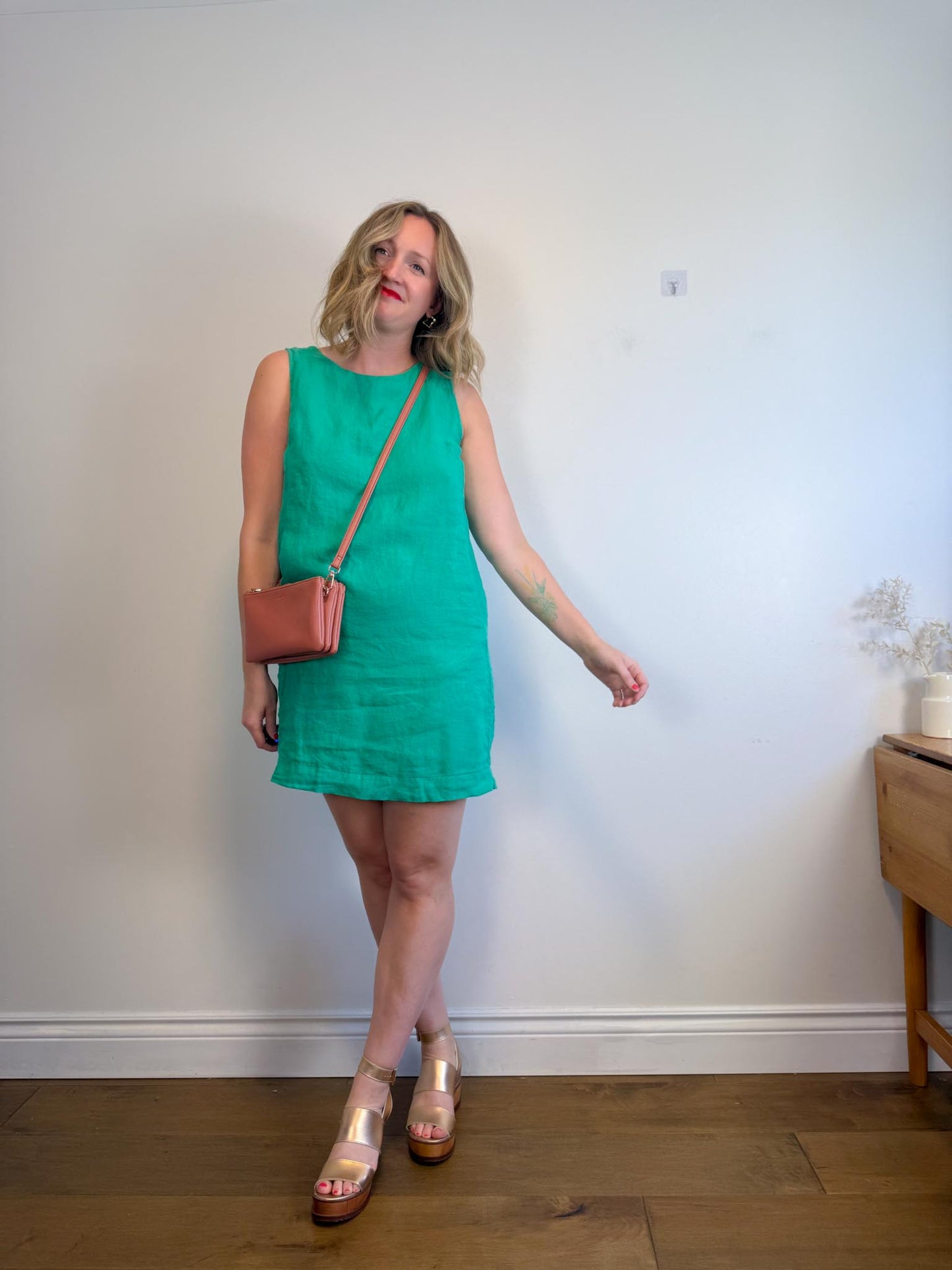 Cut Loose Linen Shift Dress in Green (Size S/M)