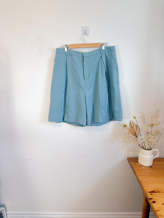 KOTN Sustainable "Linen Station Short in Blue" NWT (Size 34)