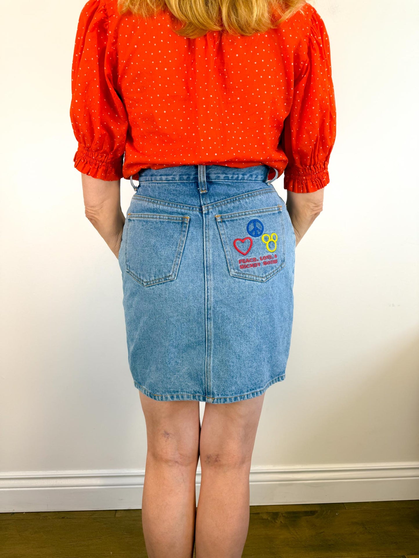 TROVATA Ruffle Blouse in Orange Red Polka Dot (Size XS-M)