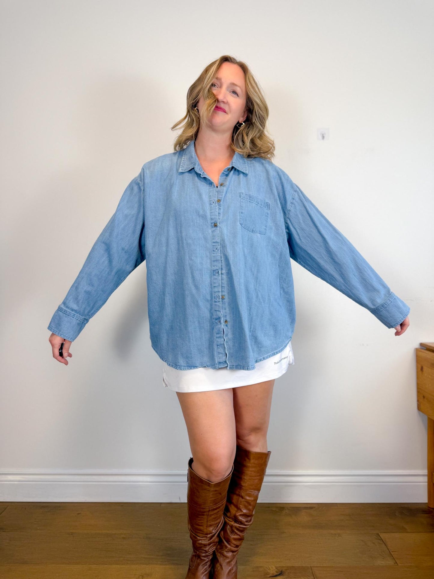 One Wednesday: The Chambray Button Up (Size 2XL)