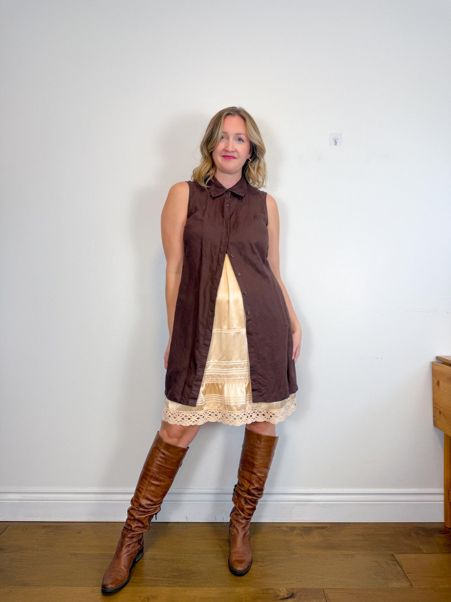 Vintage Linen Sleeveless Dress in Brown (Size M/L)