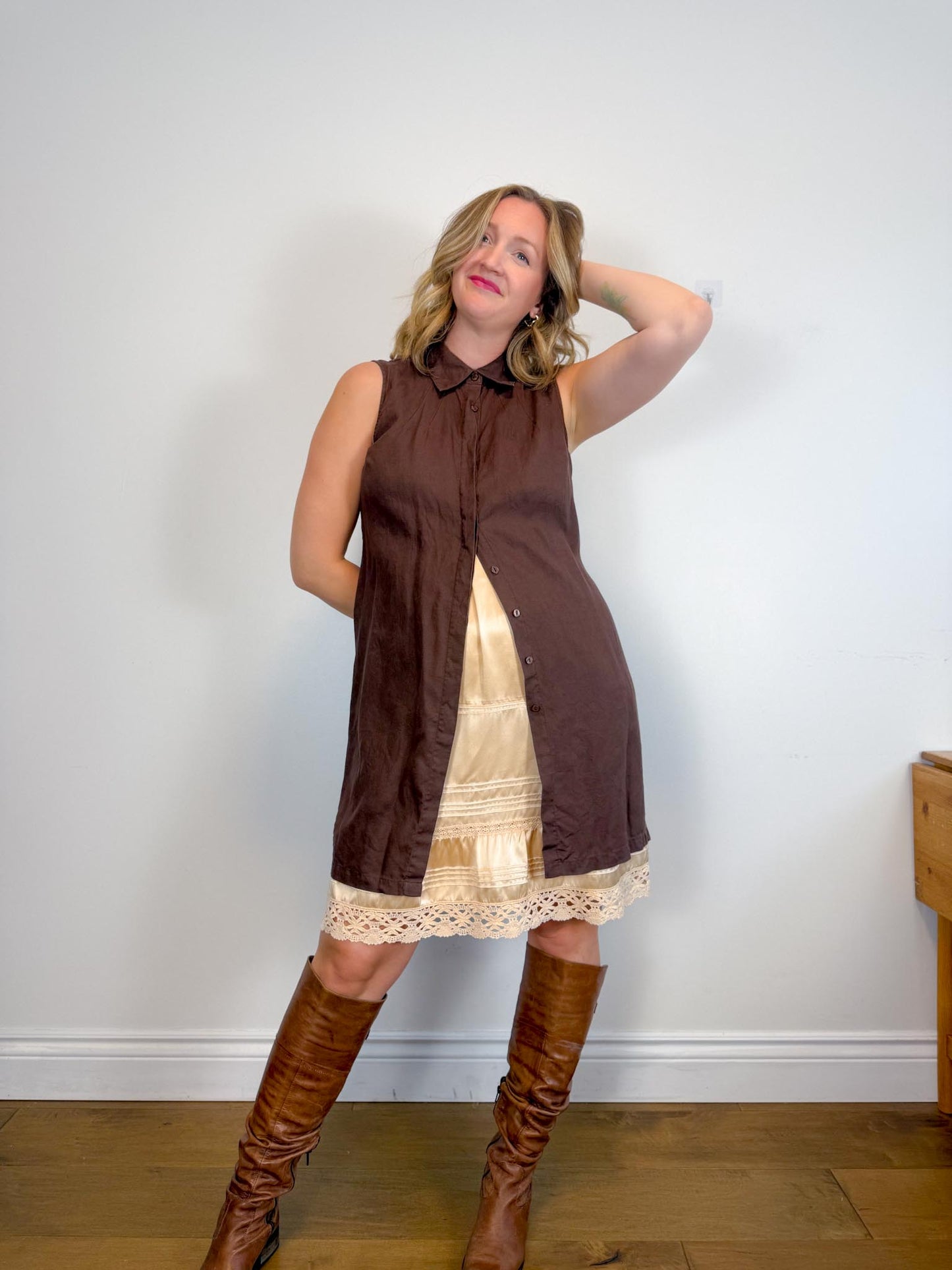 Vintage Linen Sleeveless Dress in Brown (Size M/L)