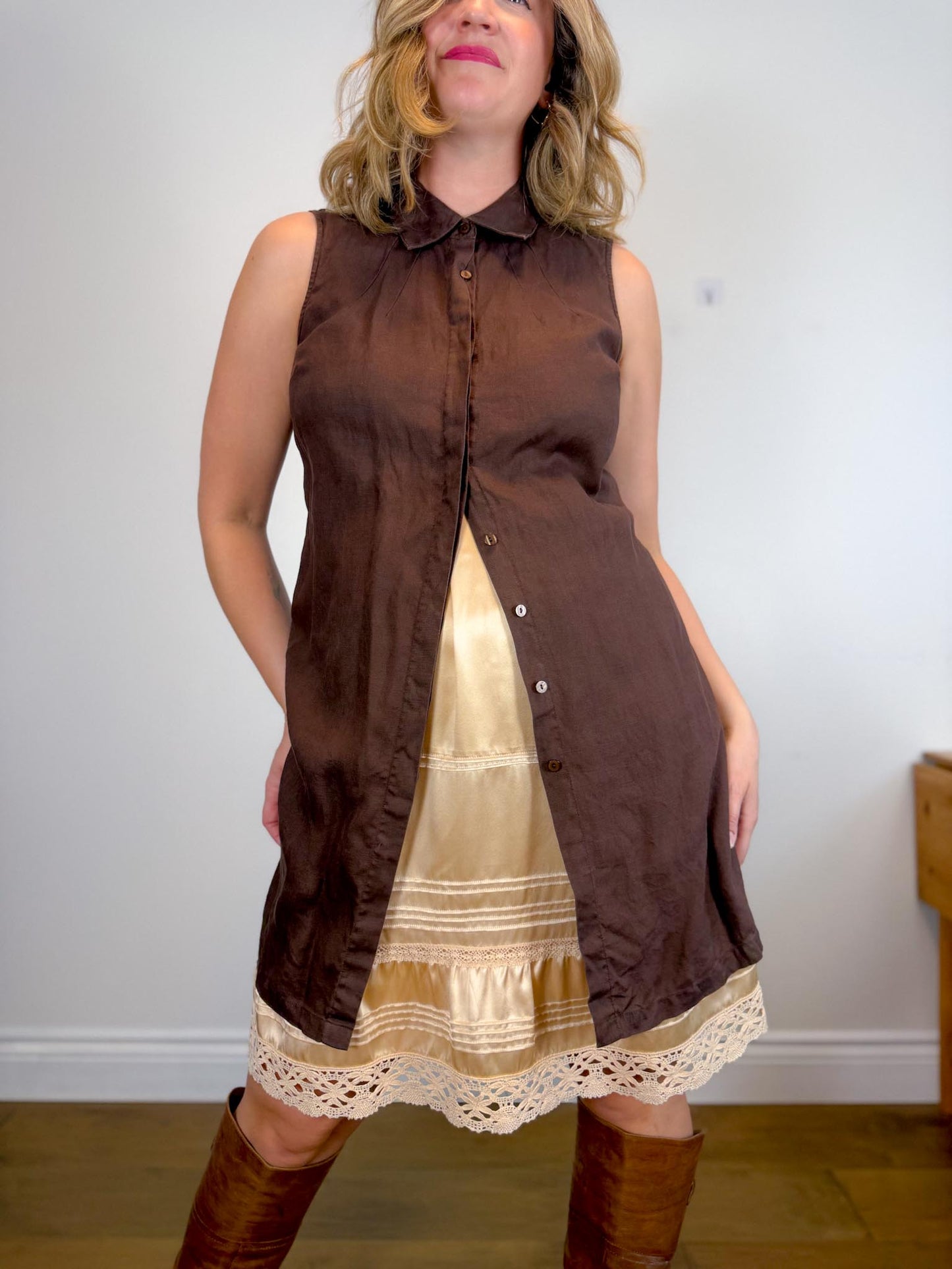 Vintage Linen Sleeveless Dress in Brown (Size M/L)