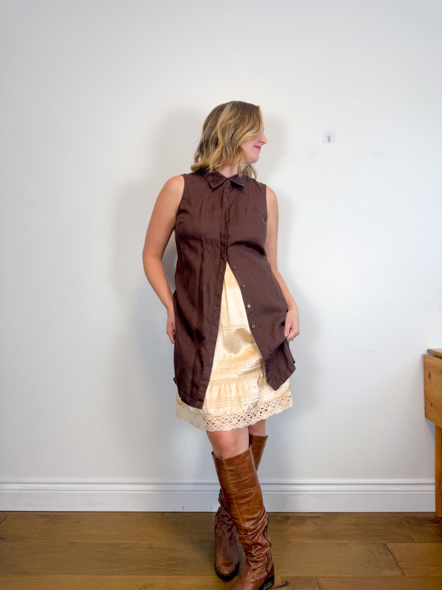 Vintage Linen Sleeveless Dress in Brown (Size M/L)