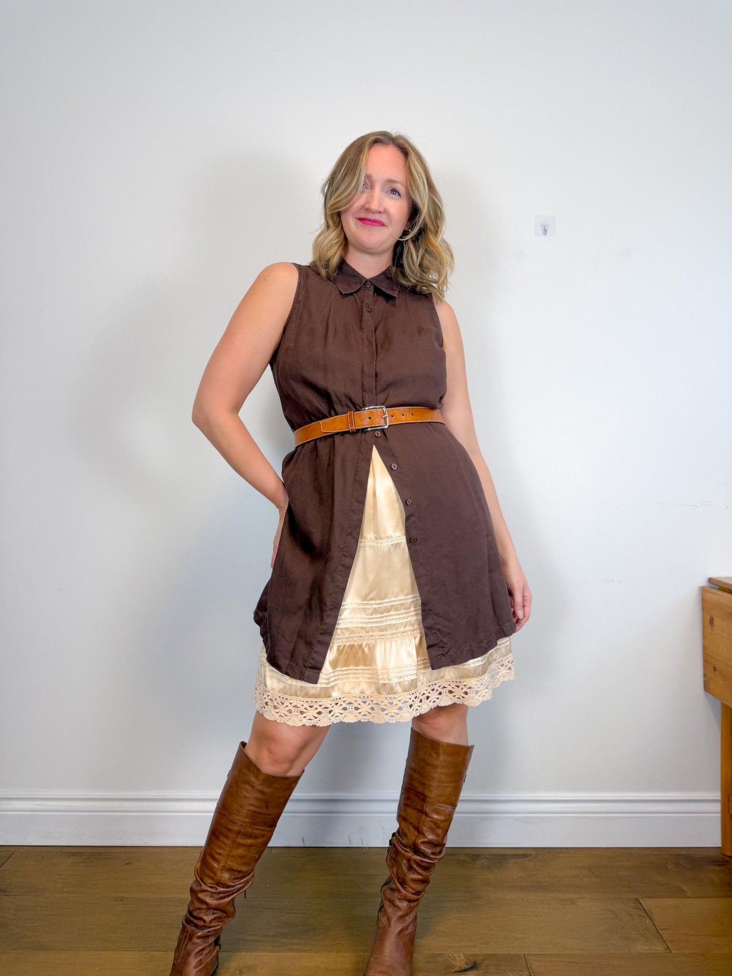 Vintage Linen Sleeveless Dress in Brown (Size M/L)