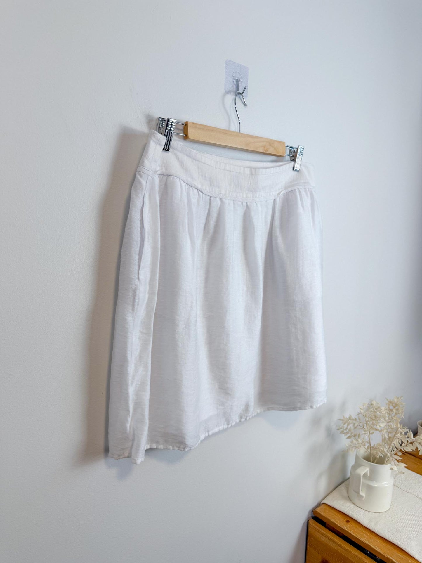 LOFT White Linen Mini Skirt (Size XL)