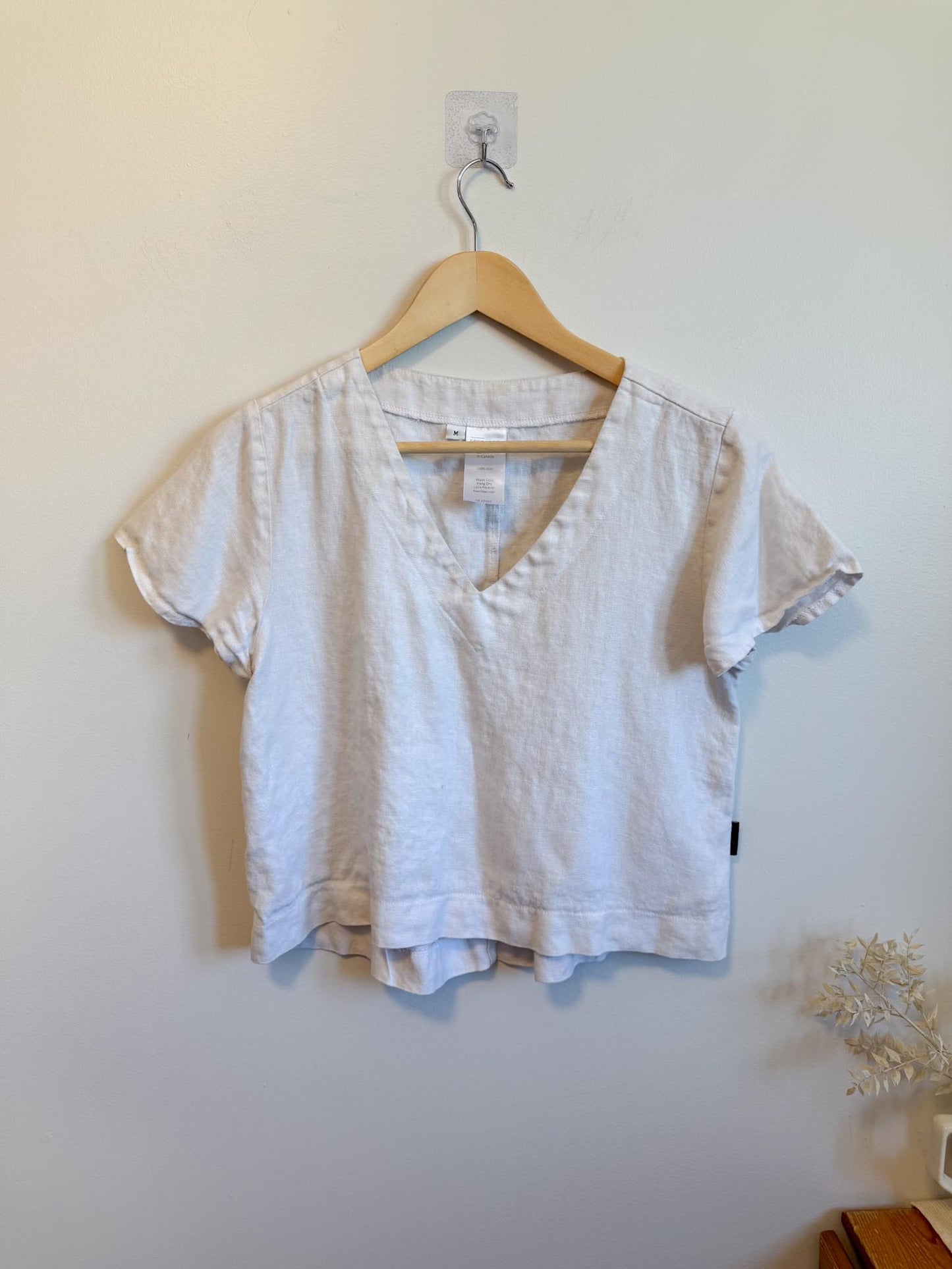 Free Label Cropped Linen V-NecK Top in White SOLD AS IS (Size M)