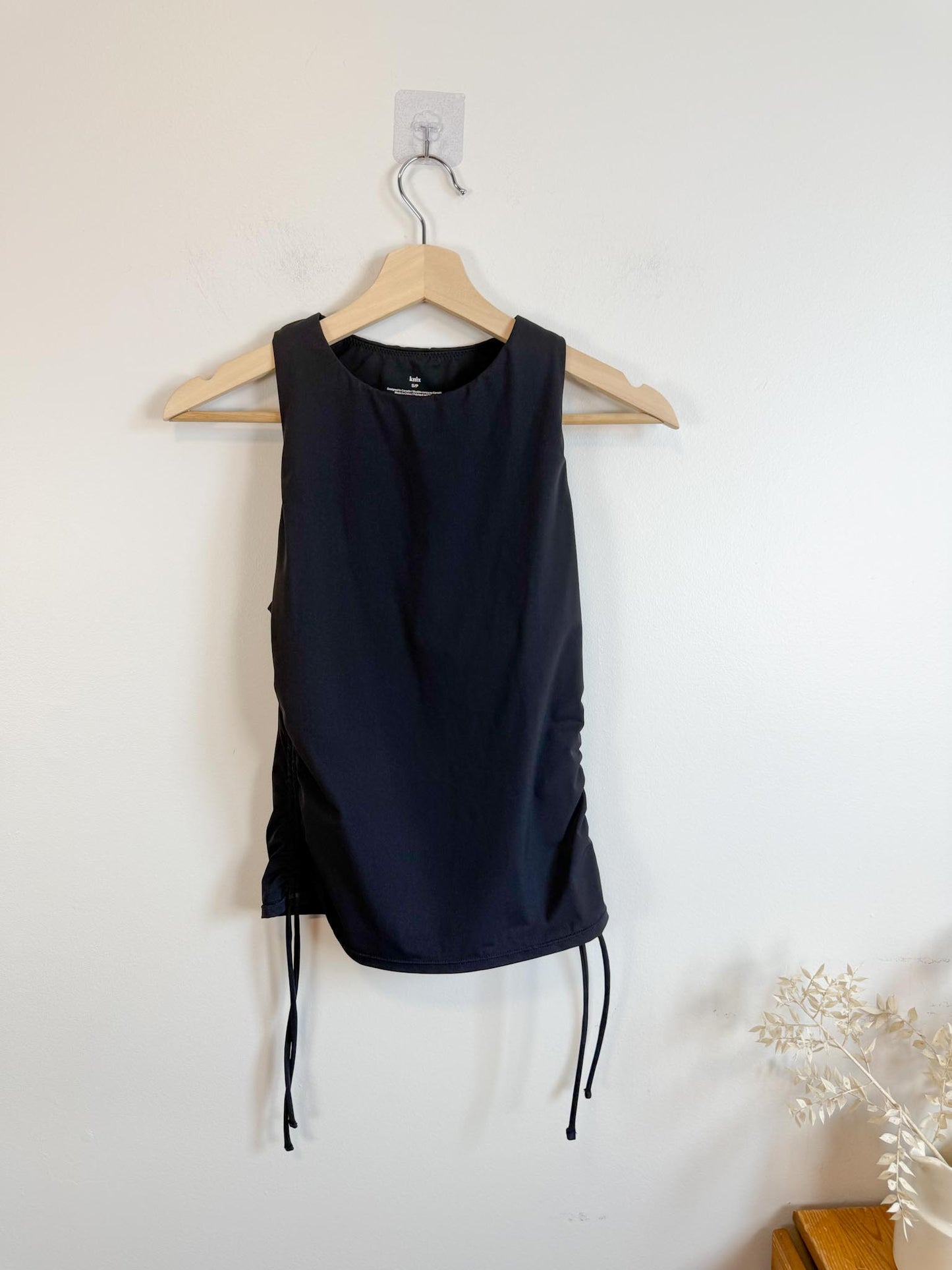 Knix "Sculpt Tankini Top in Black" (Size S)