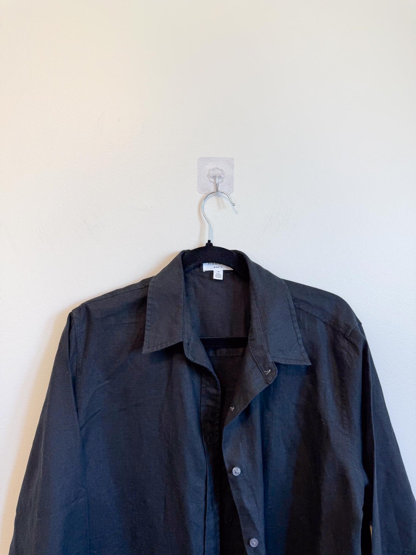 Hudson North Oversized Linen Blouse in Black (Size 1X)