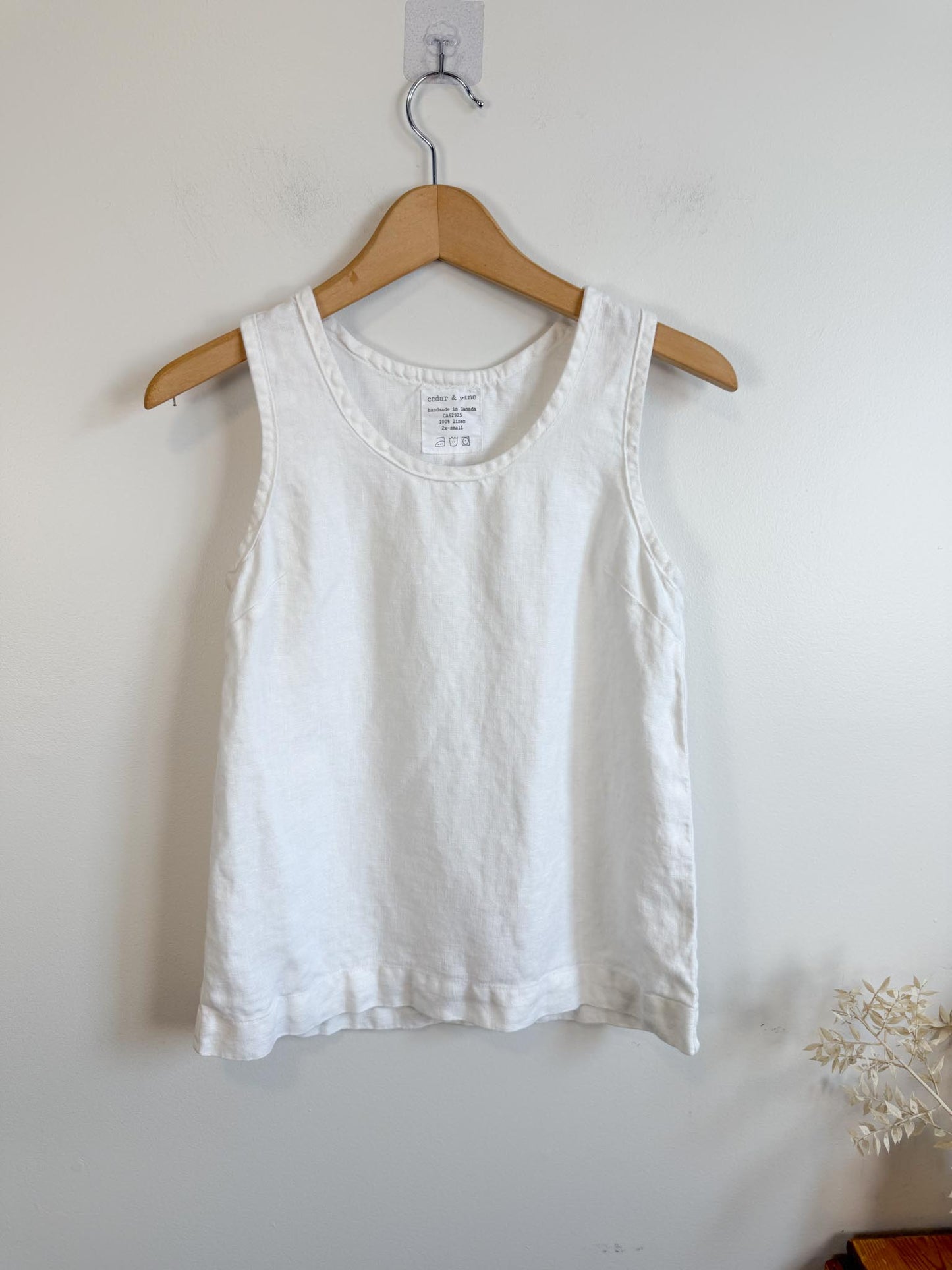 Cedar & Vine Slow Fashion "The Essential Tank in White" (Size XS-S)