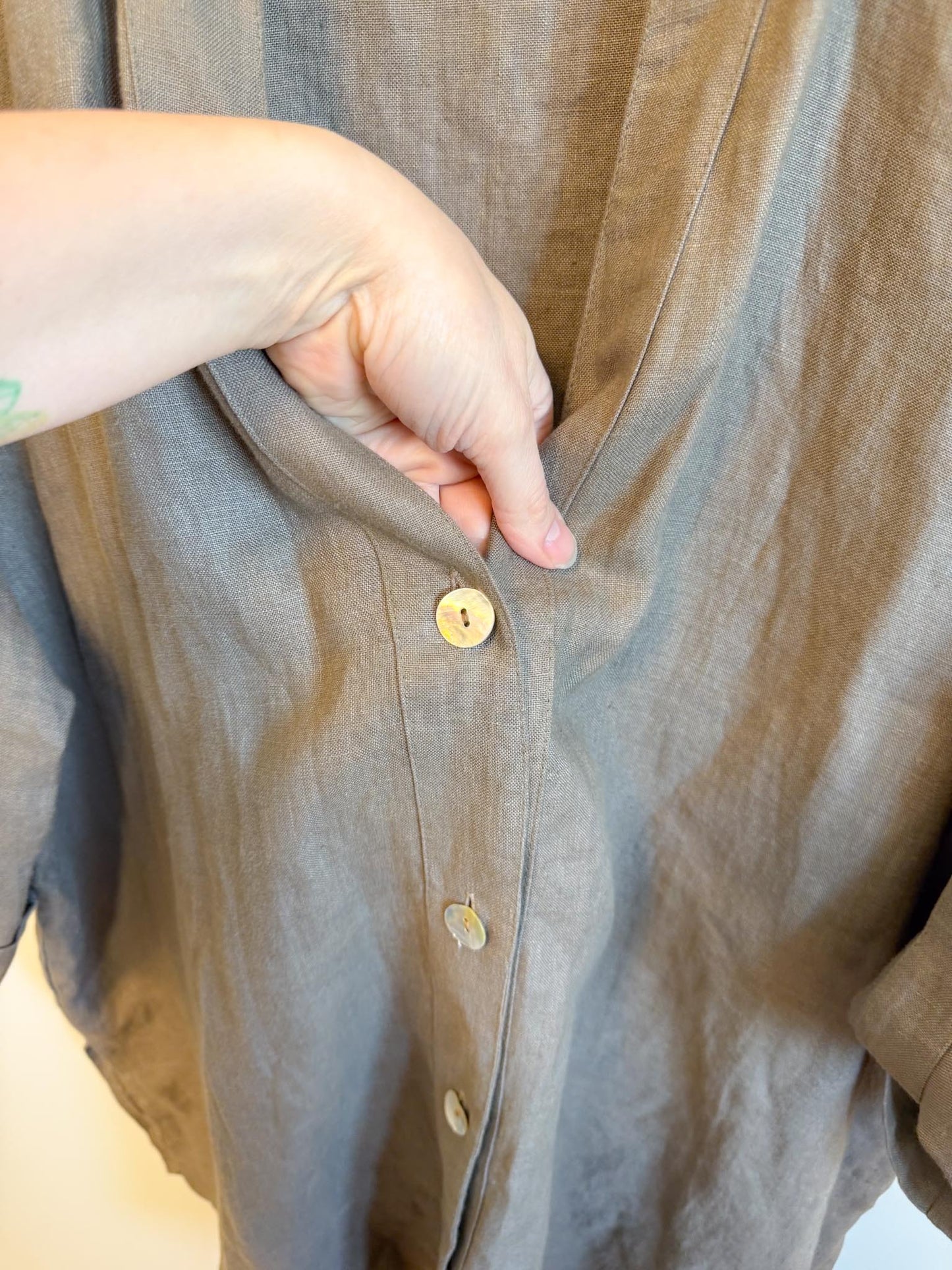 Vintage Oversized Linen Blouse in Grey Brown (Size XL)