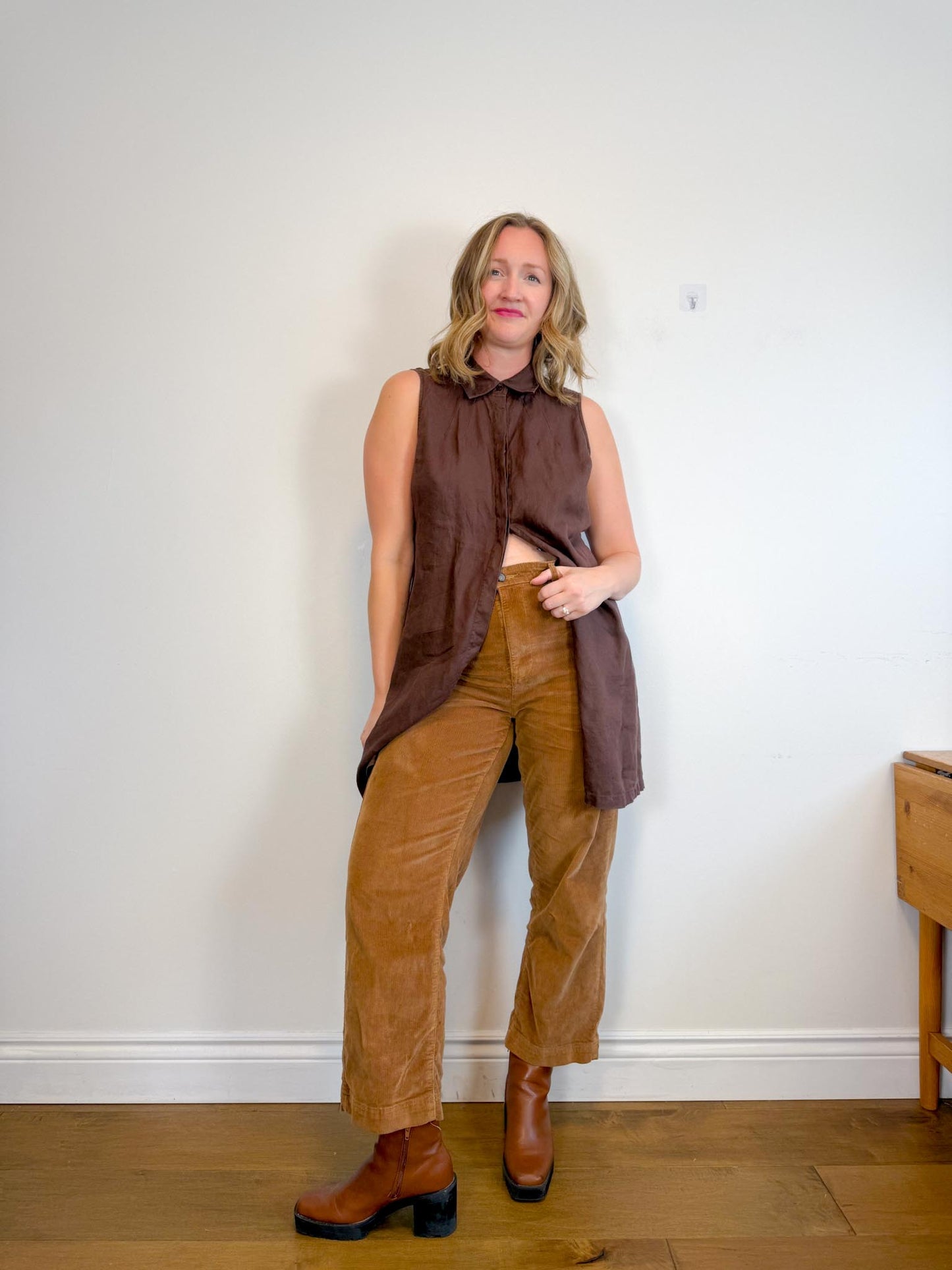 Vintage Linen Sleeveless Dress in Brown (Size M/L)
