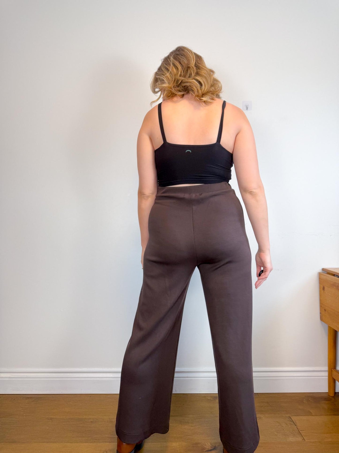 InWear “Gincent Pants in Brown” (Size M/L)