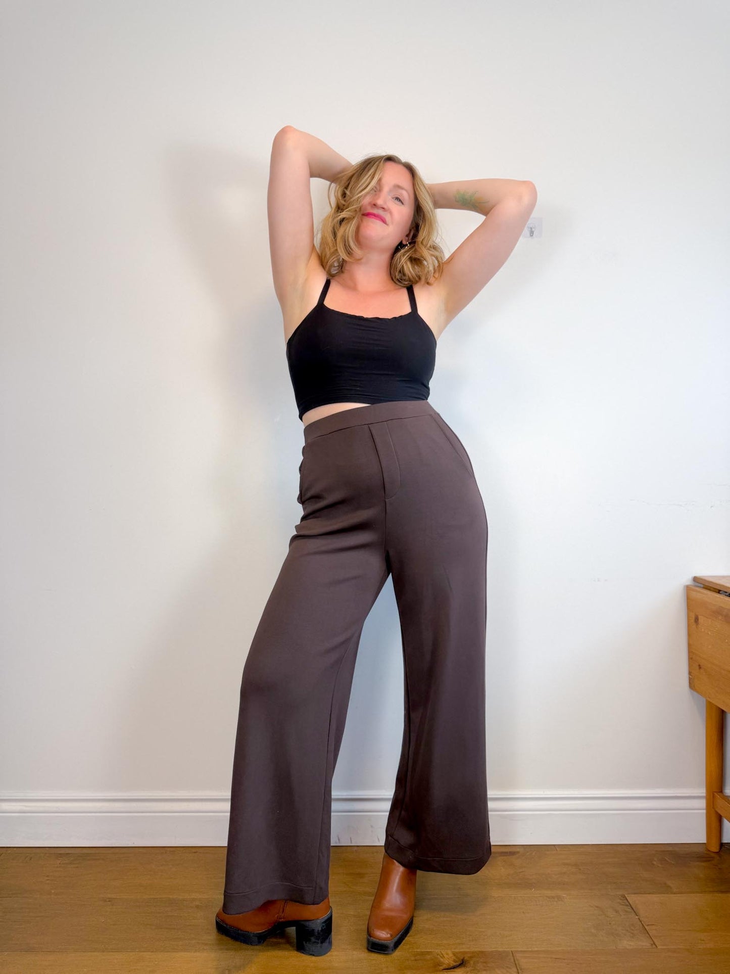 InWear “Gincent Pants in Brown” (Size M/L)