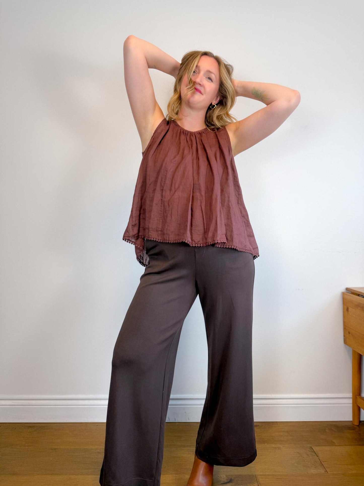 InWear “Gincent Pants in Brown” (Size M/L)