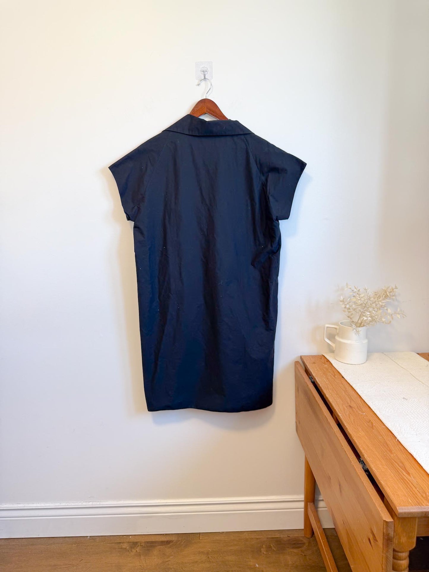 SHAMASK "Classic Shirt Dress in Cotton Poplin in Black" (Size M/L)