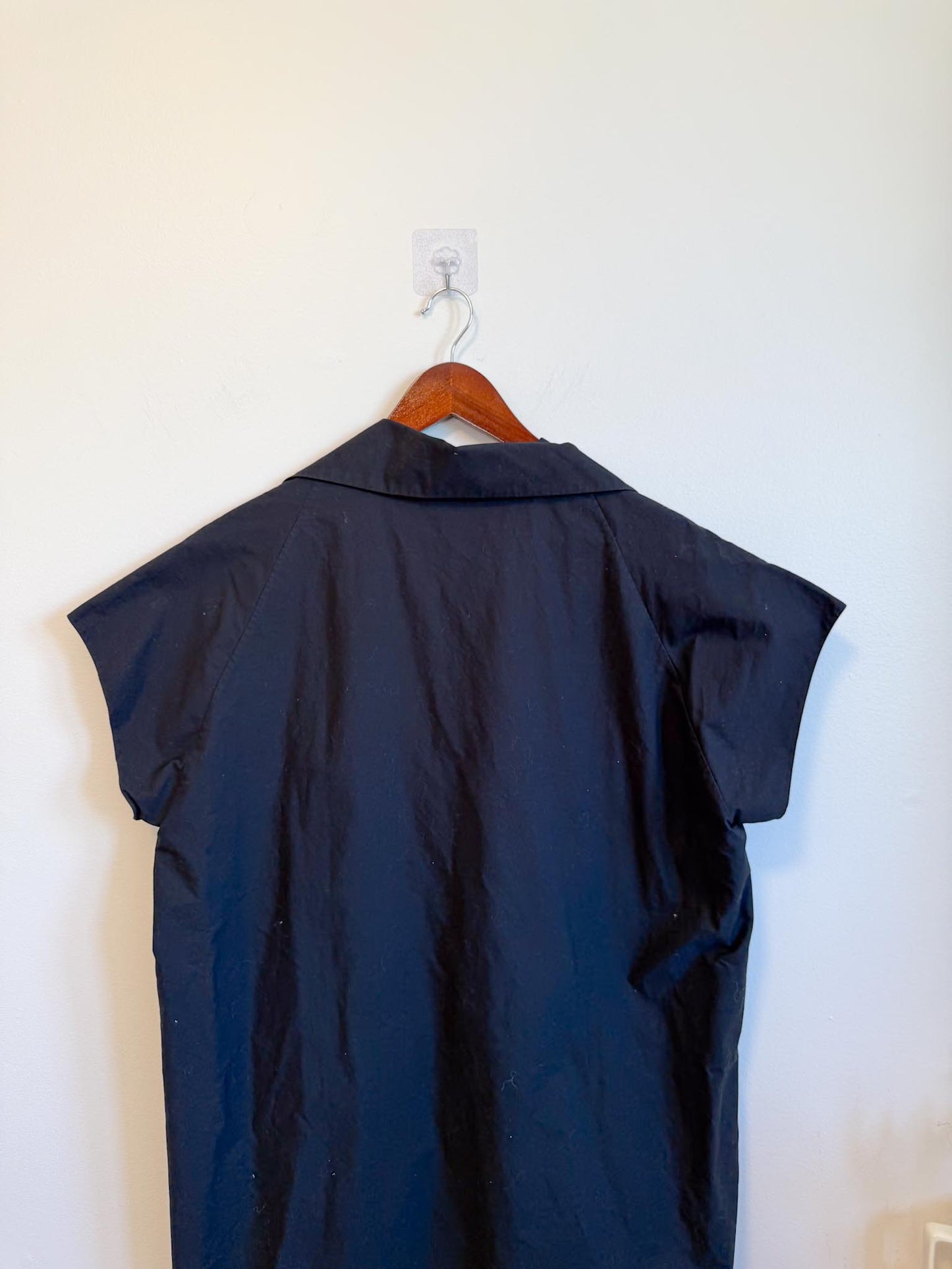 SHAMASK "Classic Shirt Dress in Cotton Poplin in Black" (Size M/L)
