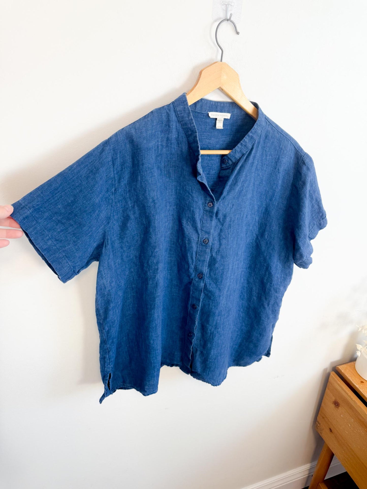 Eileen Fisher Washed Organic Linen Délavé Band Collar Shirt (Size XL)