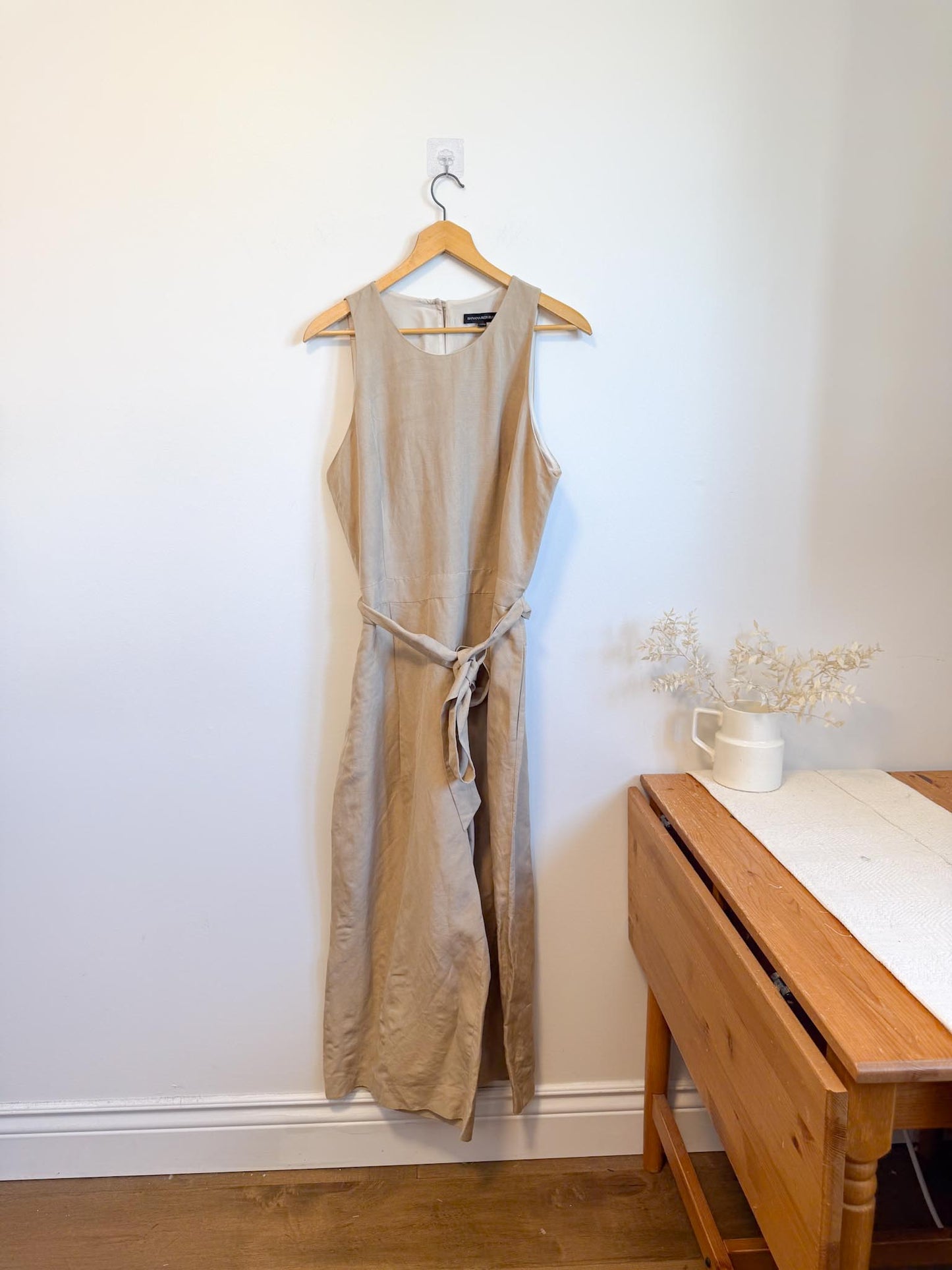 Banana Republic Wide Leg Linen Jumpsuit in Beige (Size 16)
