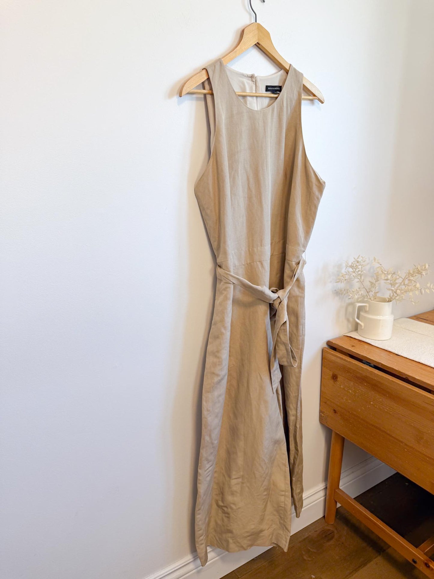 Banana Republic Wide Leg Linen Jumpsuit in Beige (Size 16)