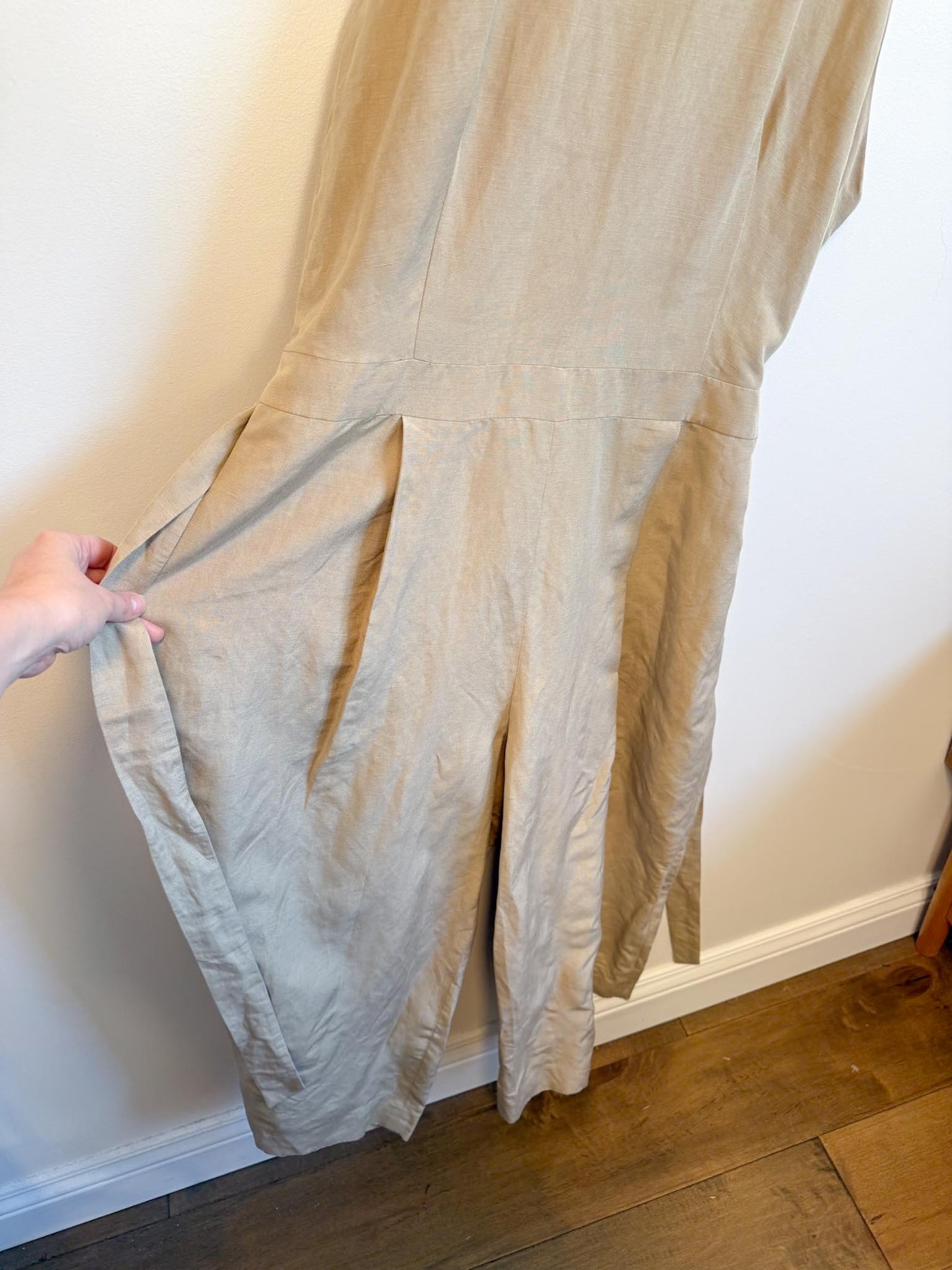 Banana Republic Wide Leg Linen Jumpsuit in Beige (Size 16)