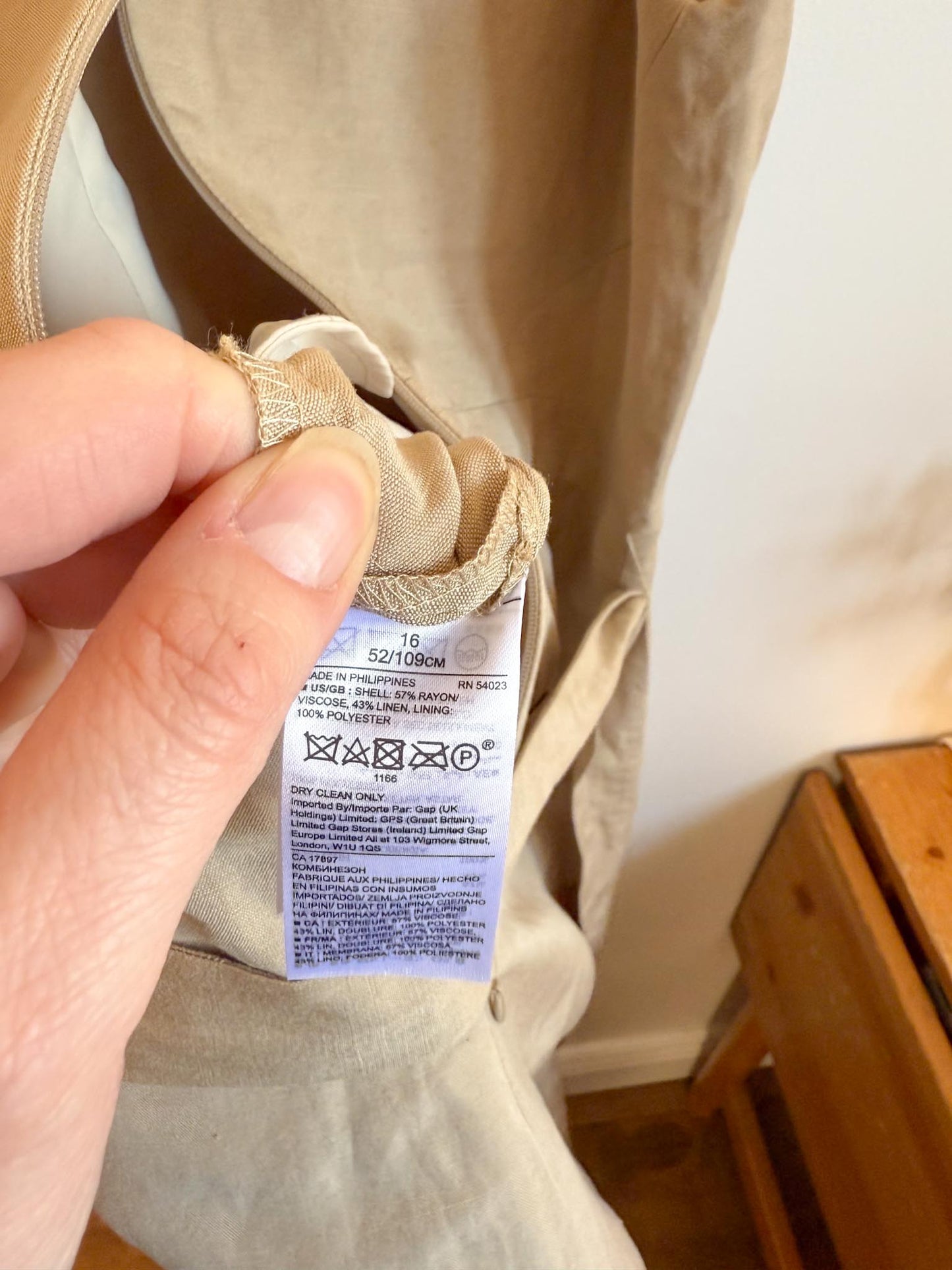 Banana Republic Wide Leg Linen Jumpsuit in Beige (Size 16)