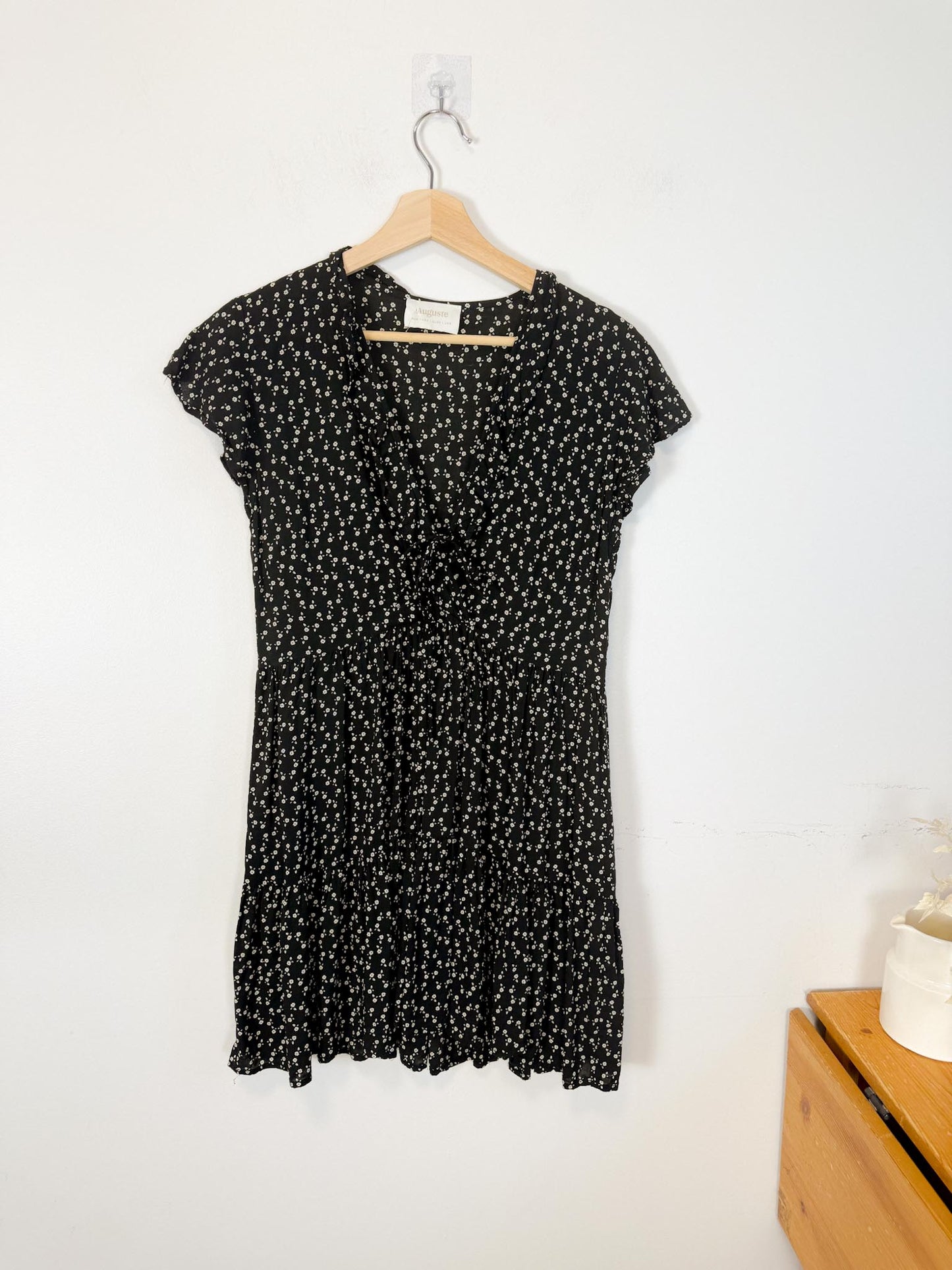 Auguste "Bella Frill Play Dress in Black/White Floral" (Size S)
