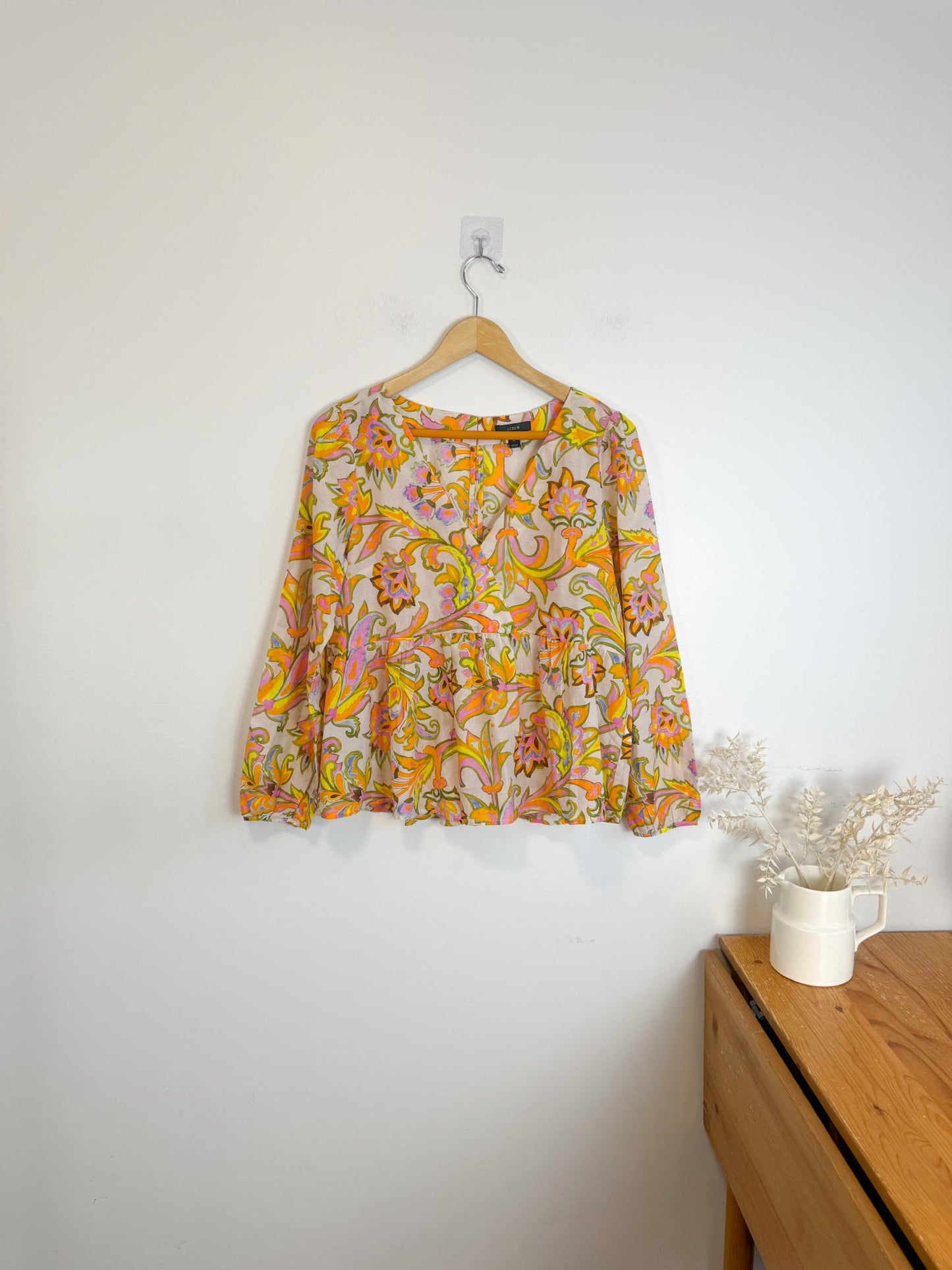 J.Crew Lightweight Silk Blend Blouse in Pastel Floral (Size M)