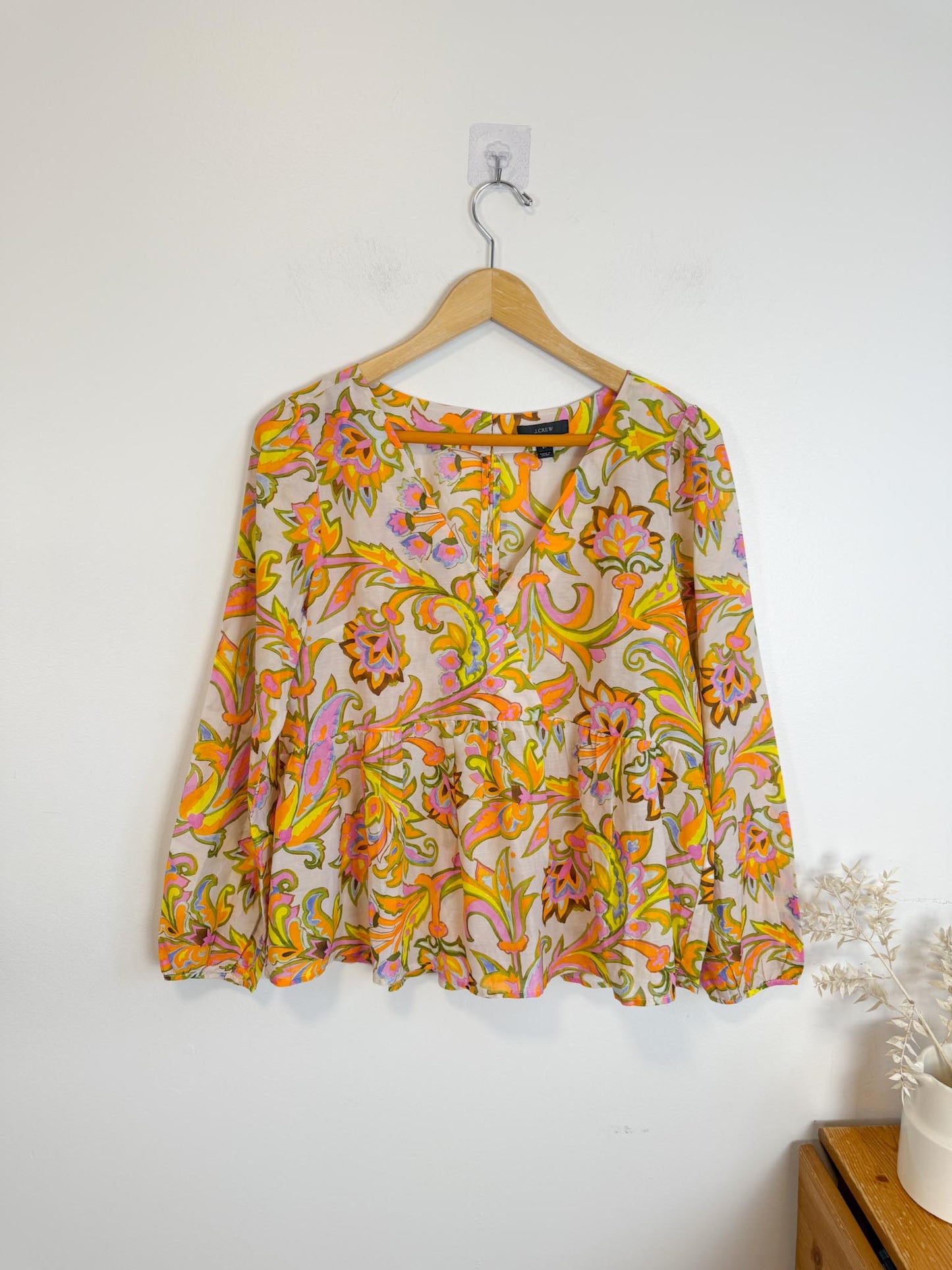 J.Crew Lightweight Silk Blend Blouse in Pastel Floral (Size M)