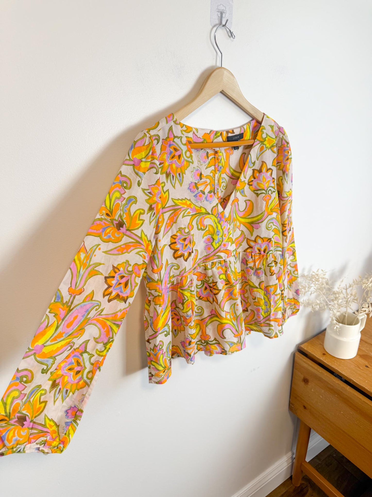 J.Crew Lightweight Silk Blend Blouse in Pastel Floral (Size M)