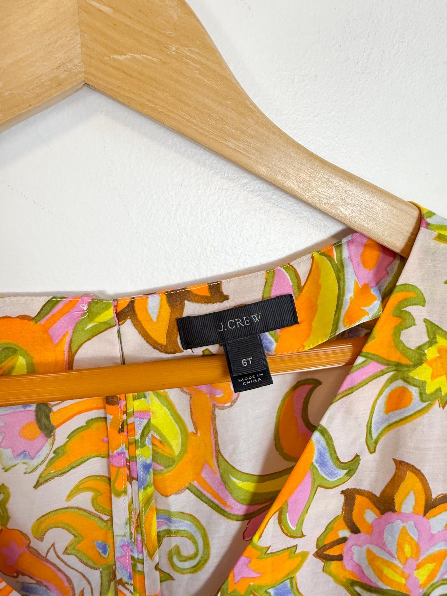 J.Crew Lightweight Silk Blend Blouse in Pastel Floral (Size M)