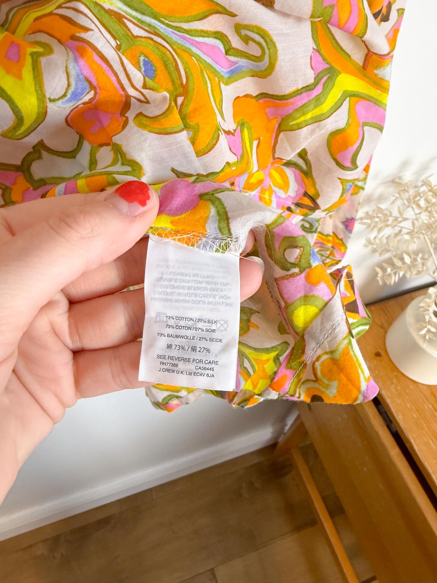 J.Crew Lightweight Silk Blend Blouse in Pastel Floral (Size M)