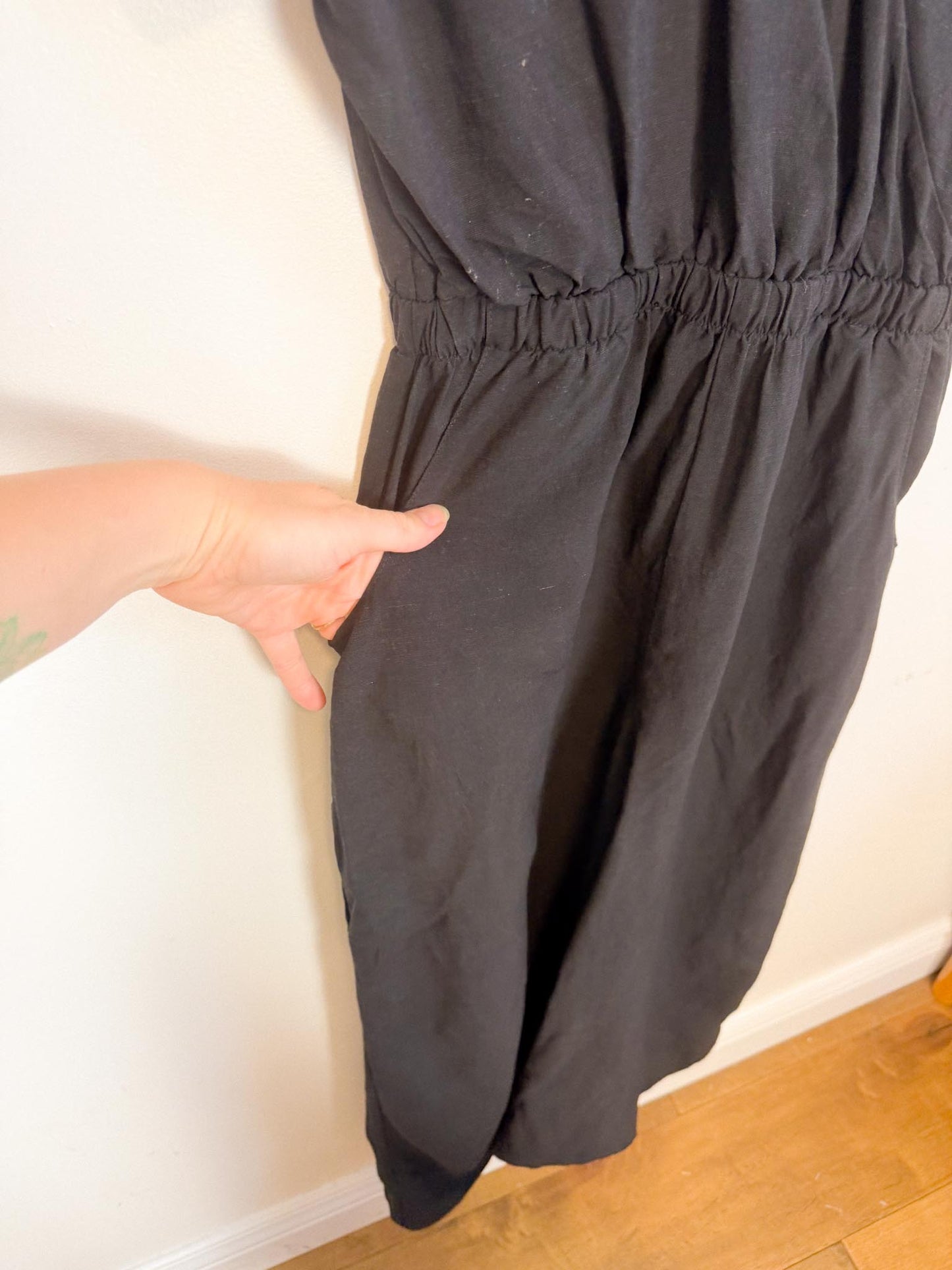 Melow Slow Fashion "Elka Jumpsuit in Black" (Size XS/S)