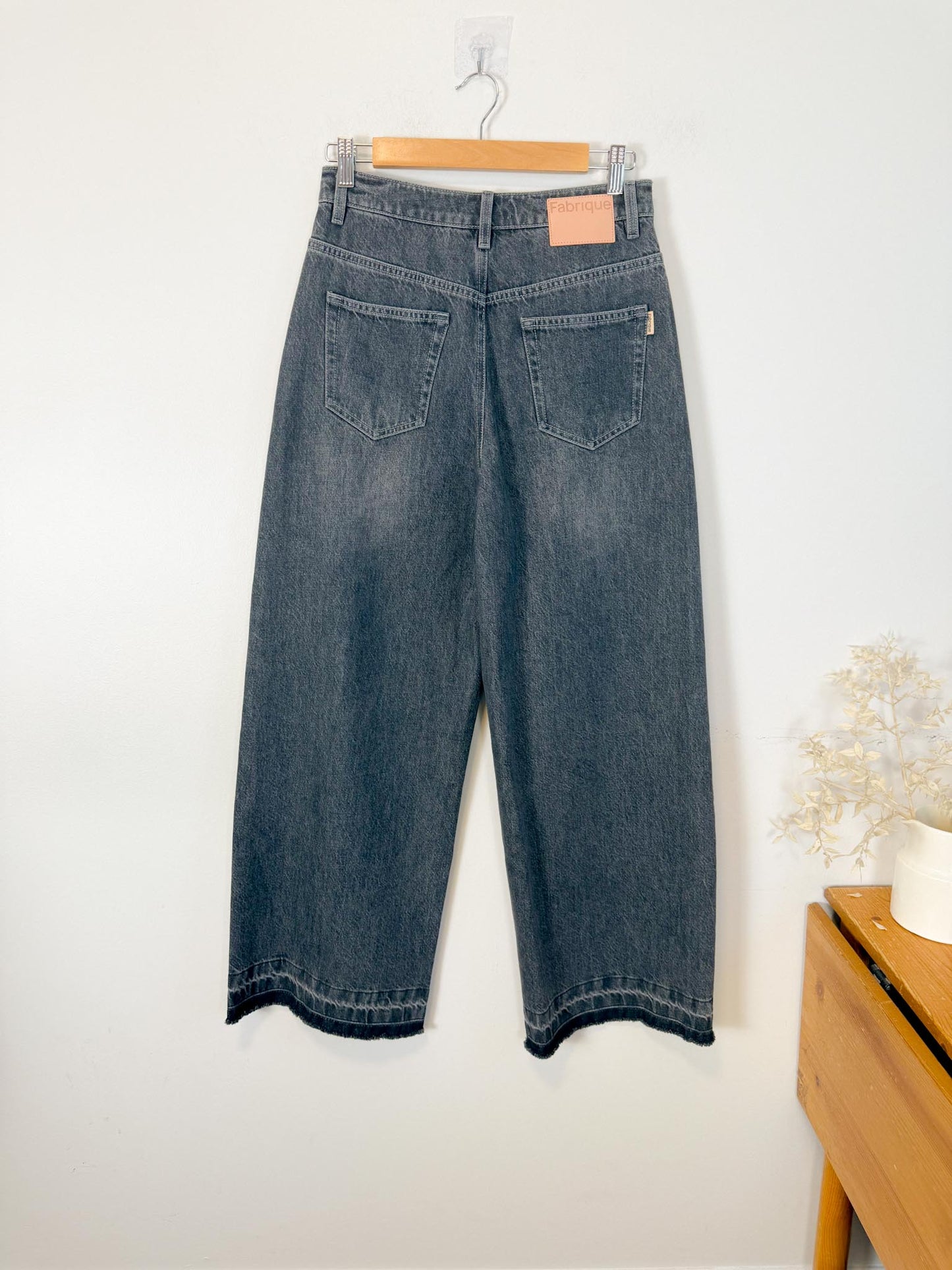 Fabrique Sustainable Barrel Leg Jeans in Faded Black Wash (Size S)