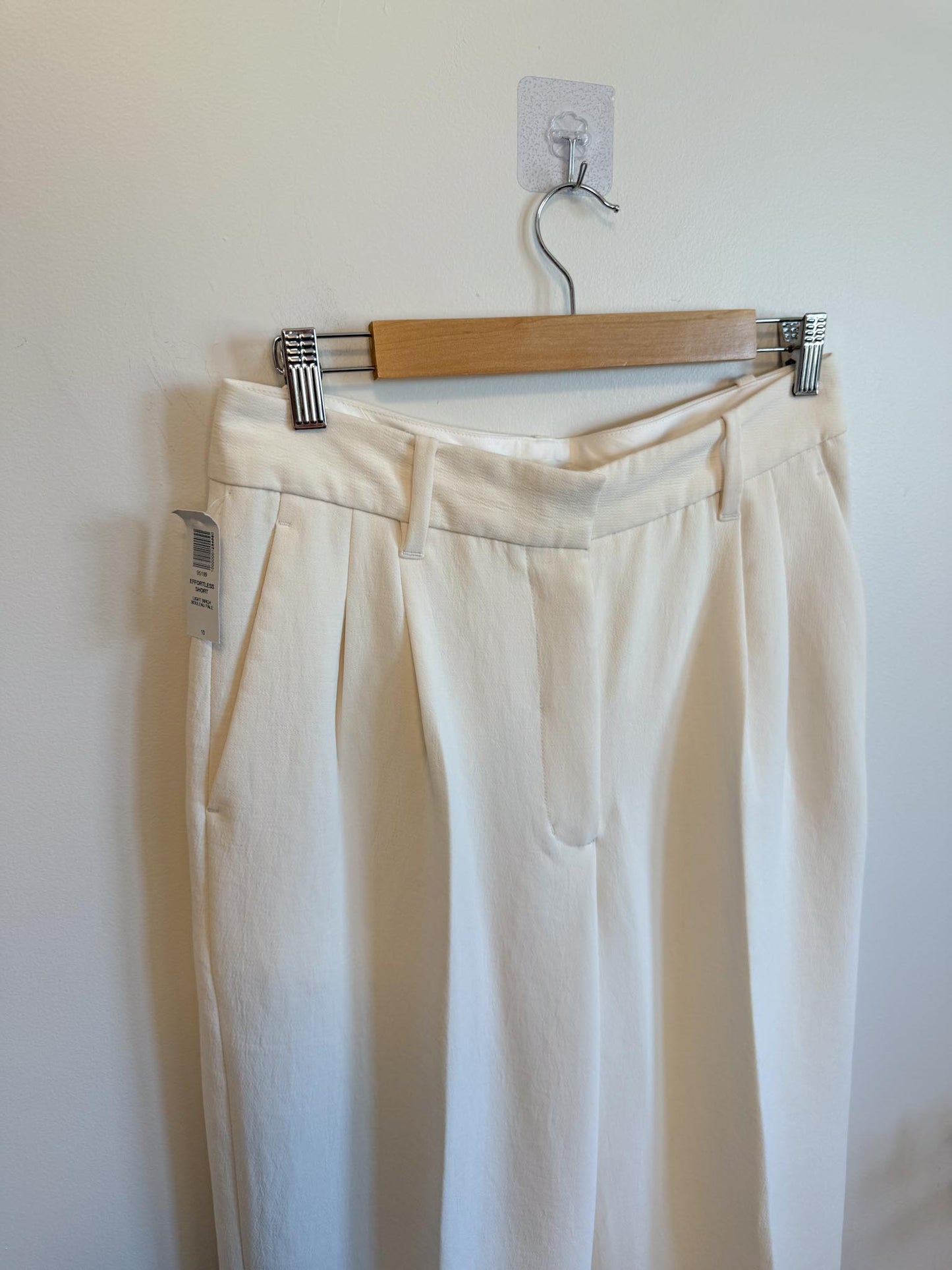 Wilfred "The Effortless Pant in Light Birch" NWT (Size 10)