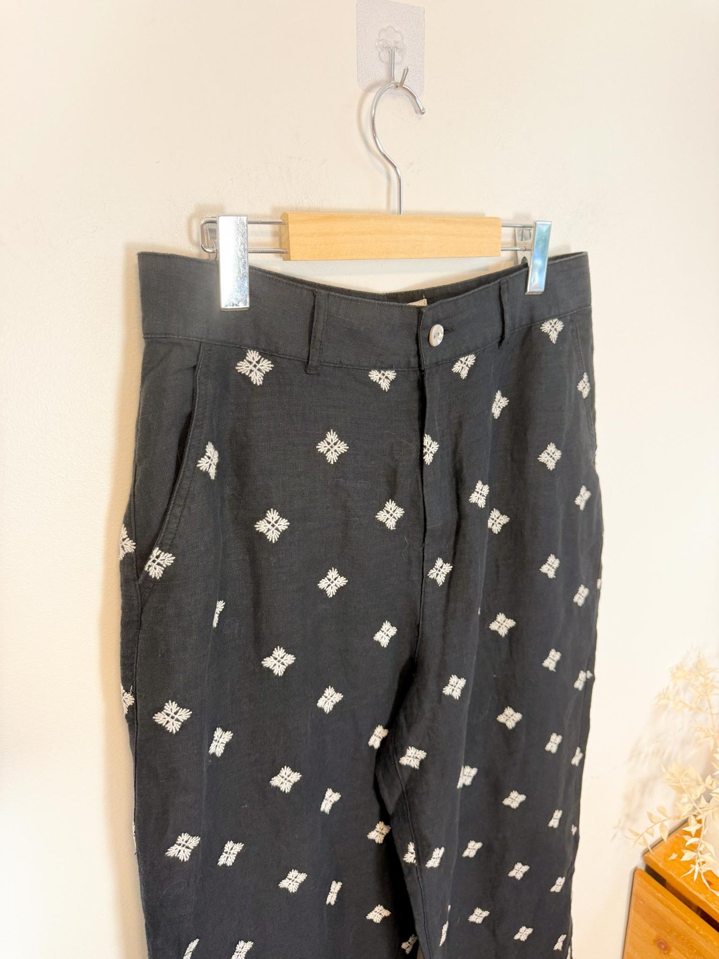 Rachel Zoe Embroidered Wide Leg Linen Pants in Black (Size 12)