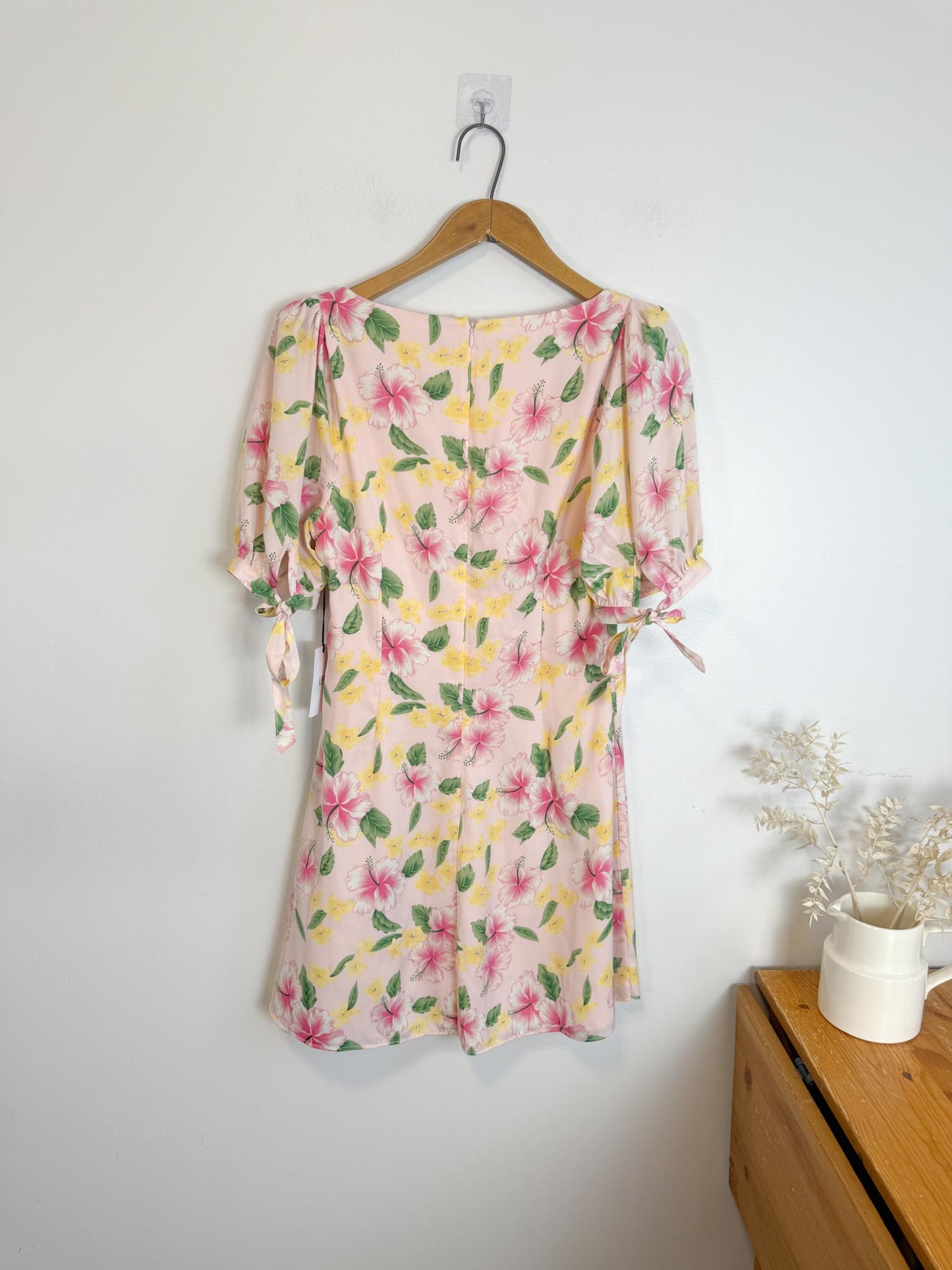 LPA "Serafina Dress in Layla Floral" NWT (Size M)