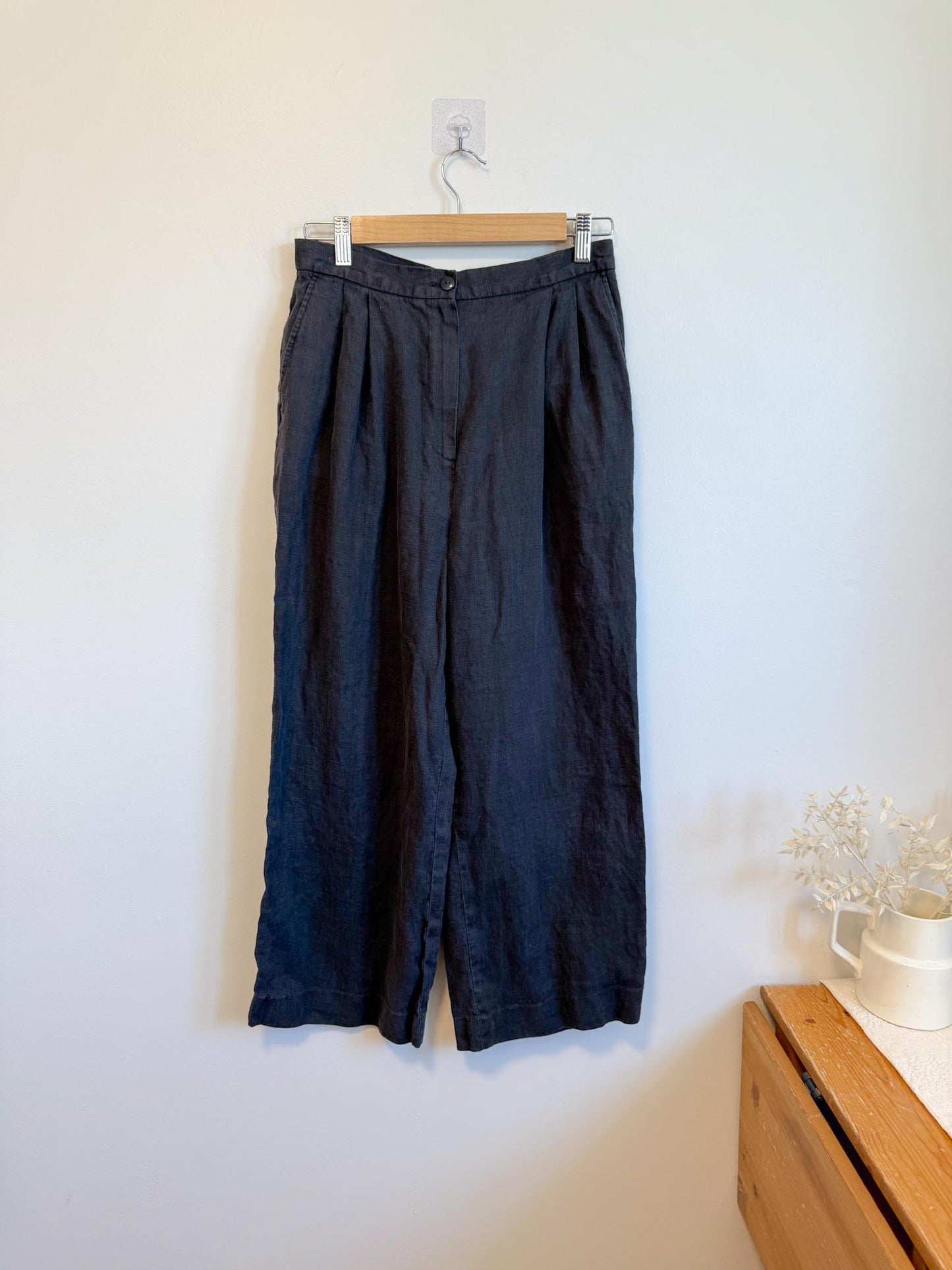 Vintage Wide Leg Linen Pants in Black (Size S)