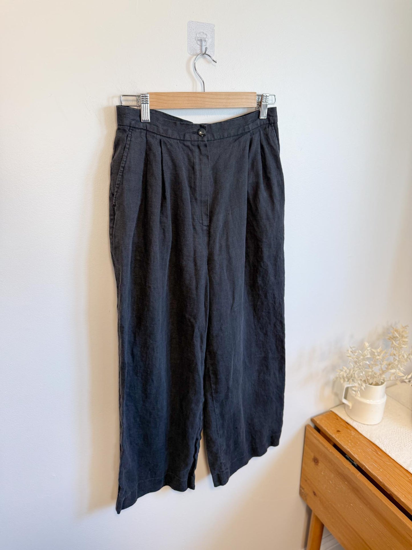 Vintage Wide Leg Linen Pants in Black (Size S)