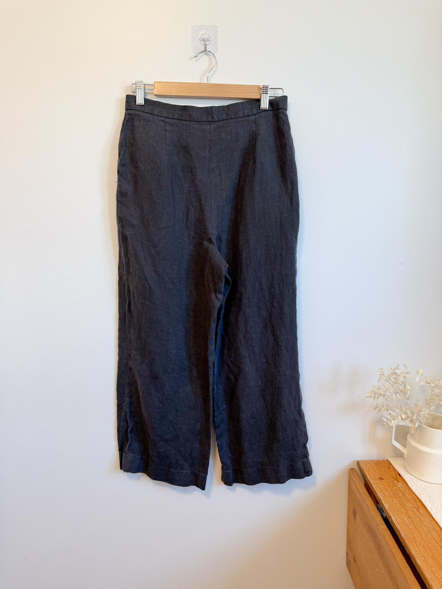 Vintage Wide Leg Linen Pants in Black (Size S)