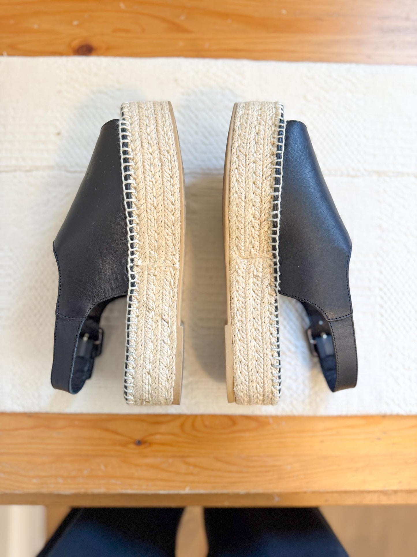 Vagabond "Celeste" Slingback Espadrille Slides in Black Leather (Size 6)