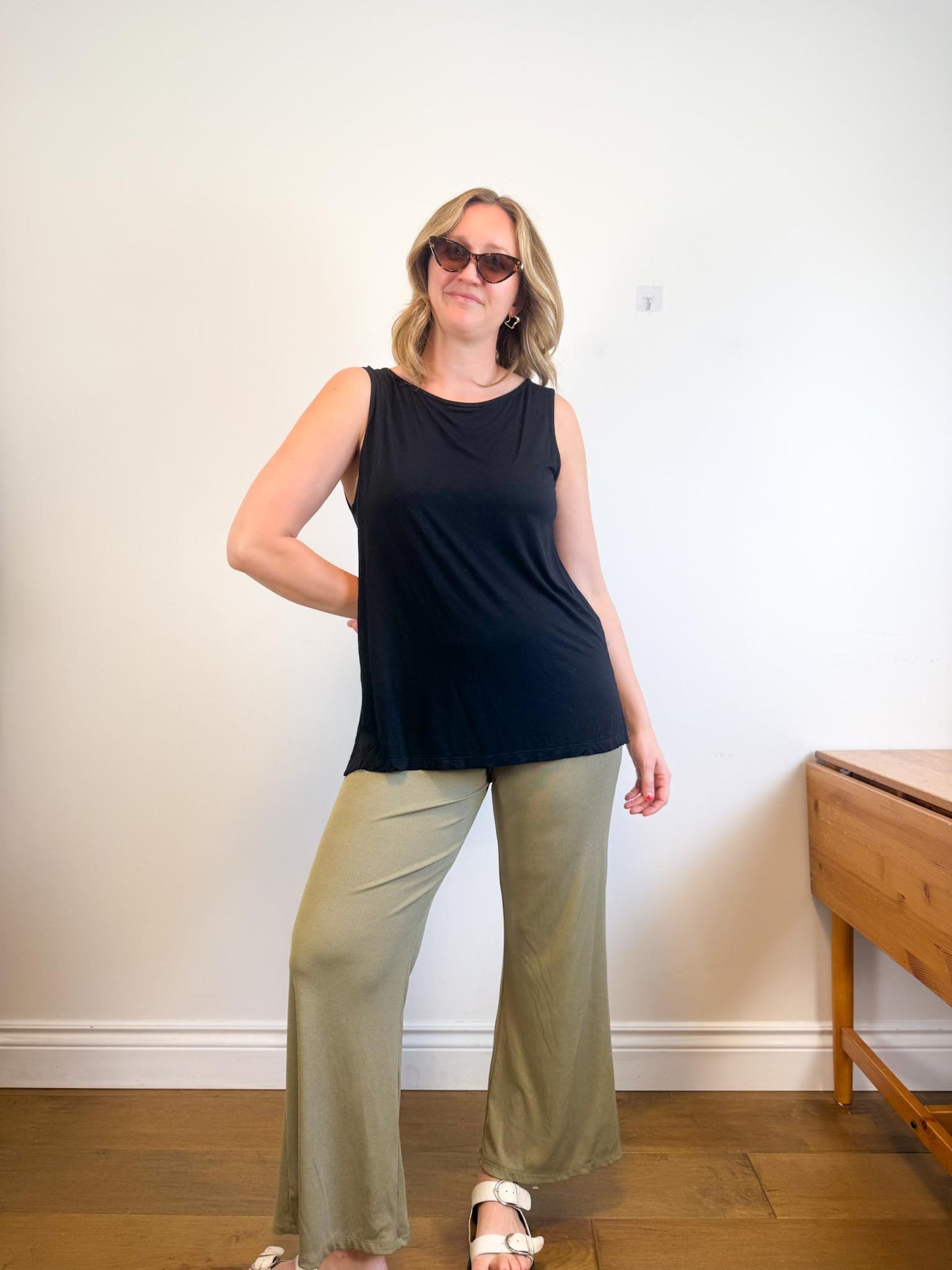 Essentials MTL Ribbed Loungewear Pants in Green (Size XL)