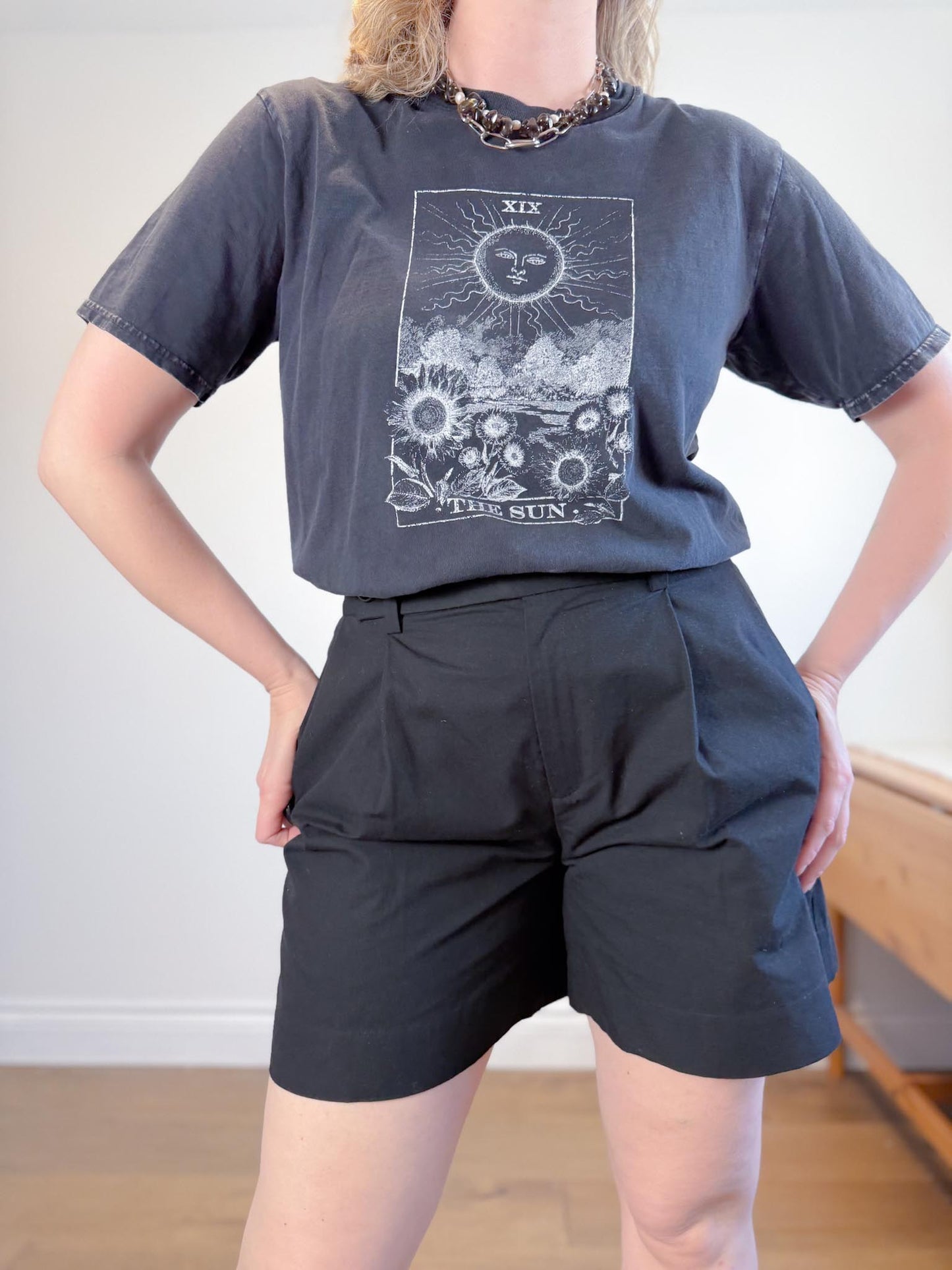 The Sun Graphic Tee in Faded Black (Size M/L)