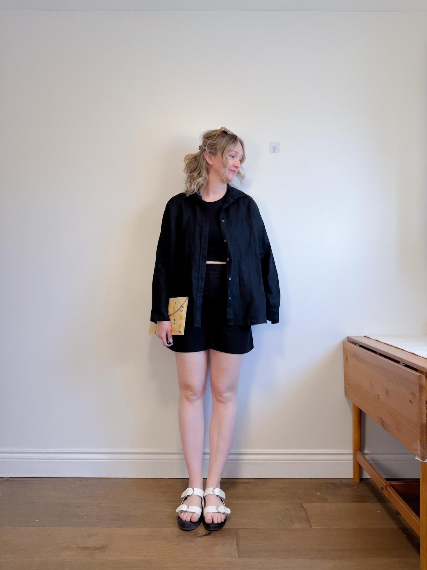 Hudson North Oversized Linen Blouse in Black (Size 1X)