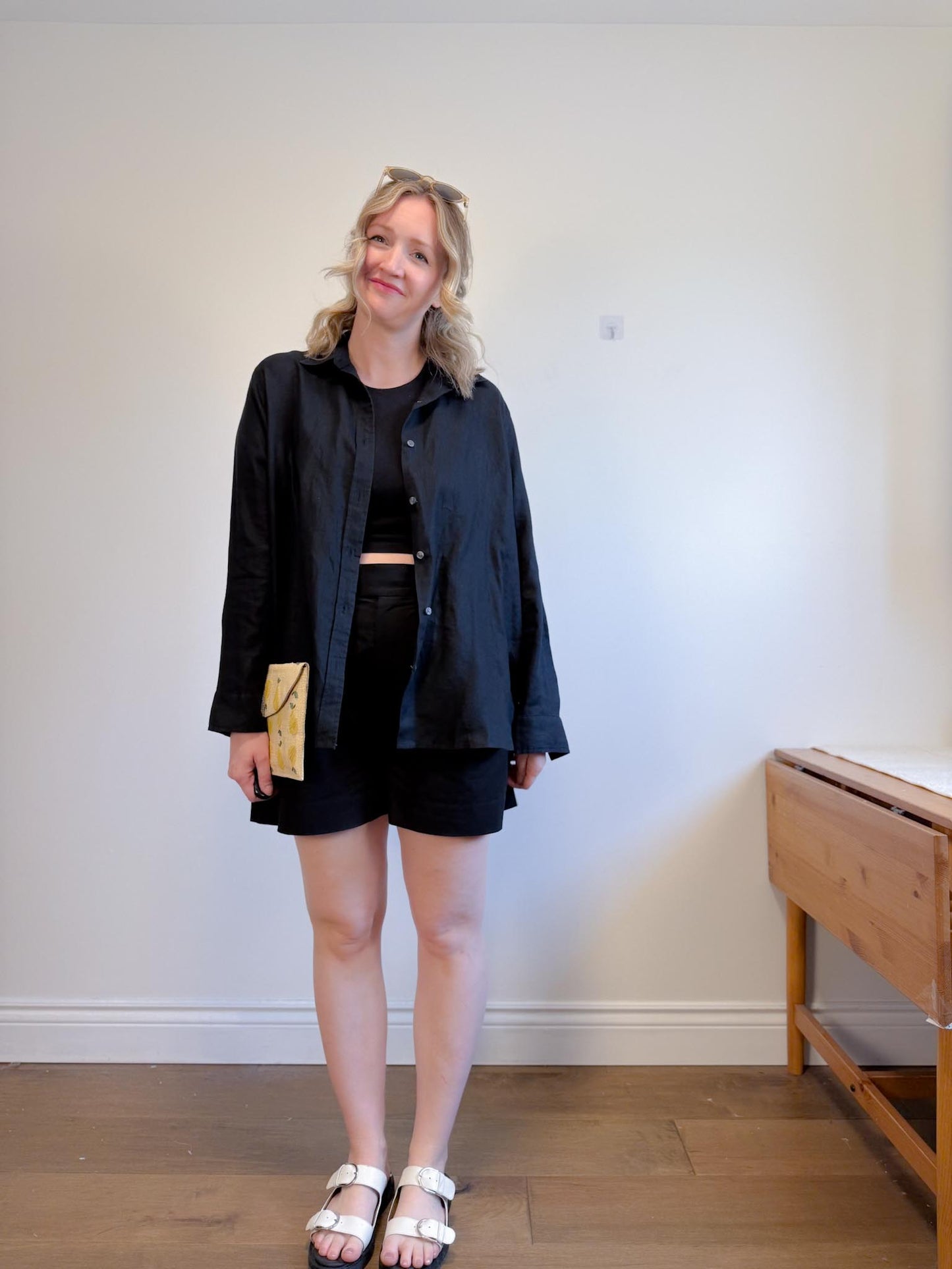 Hudson North Oversized Linen Blouse in Black (Size 1X)