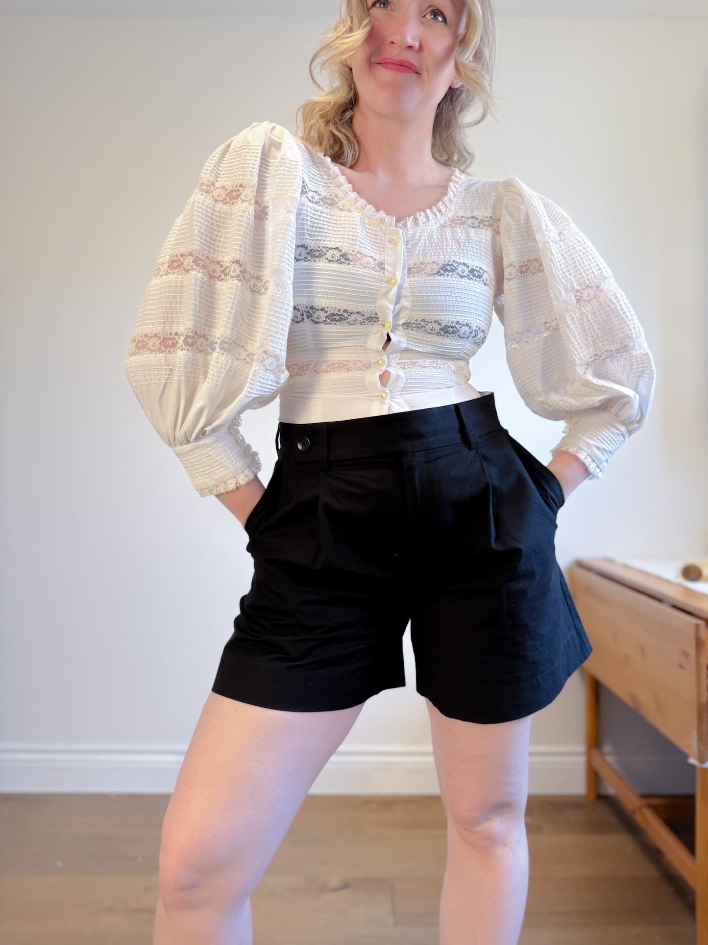 Vintage 1950s Lou Larry Lace Puff Sleeve Blouse (Size S/M)