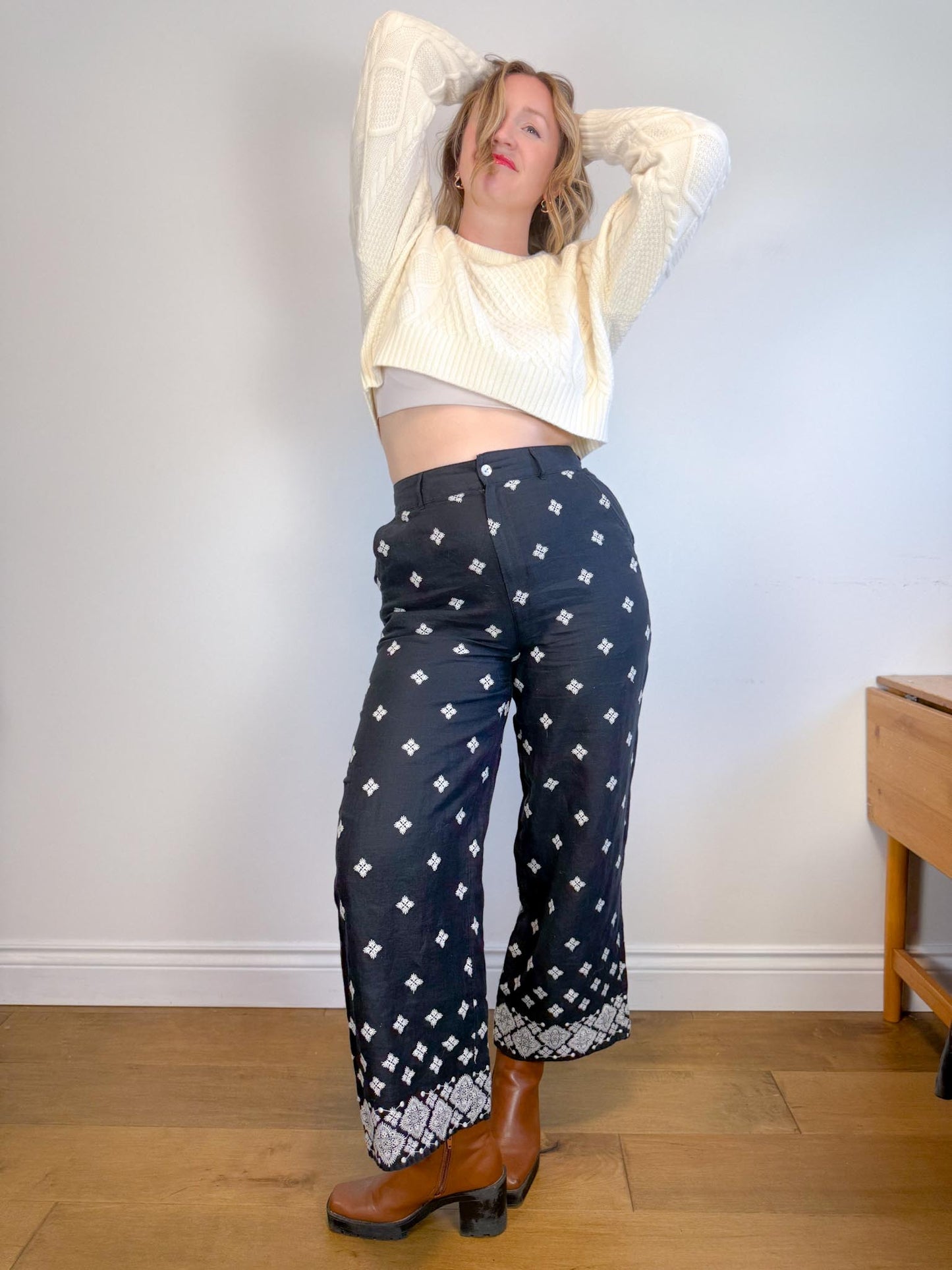 Rachel Zoe Embroidered Wide Leg Linen Pants in Black (Size 12)