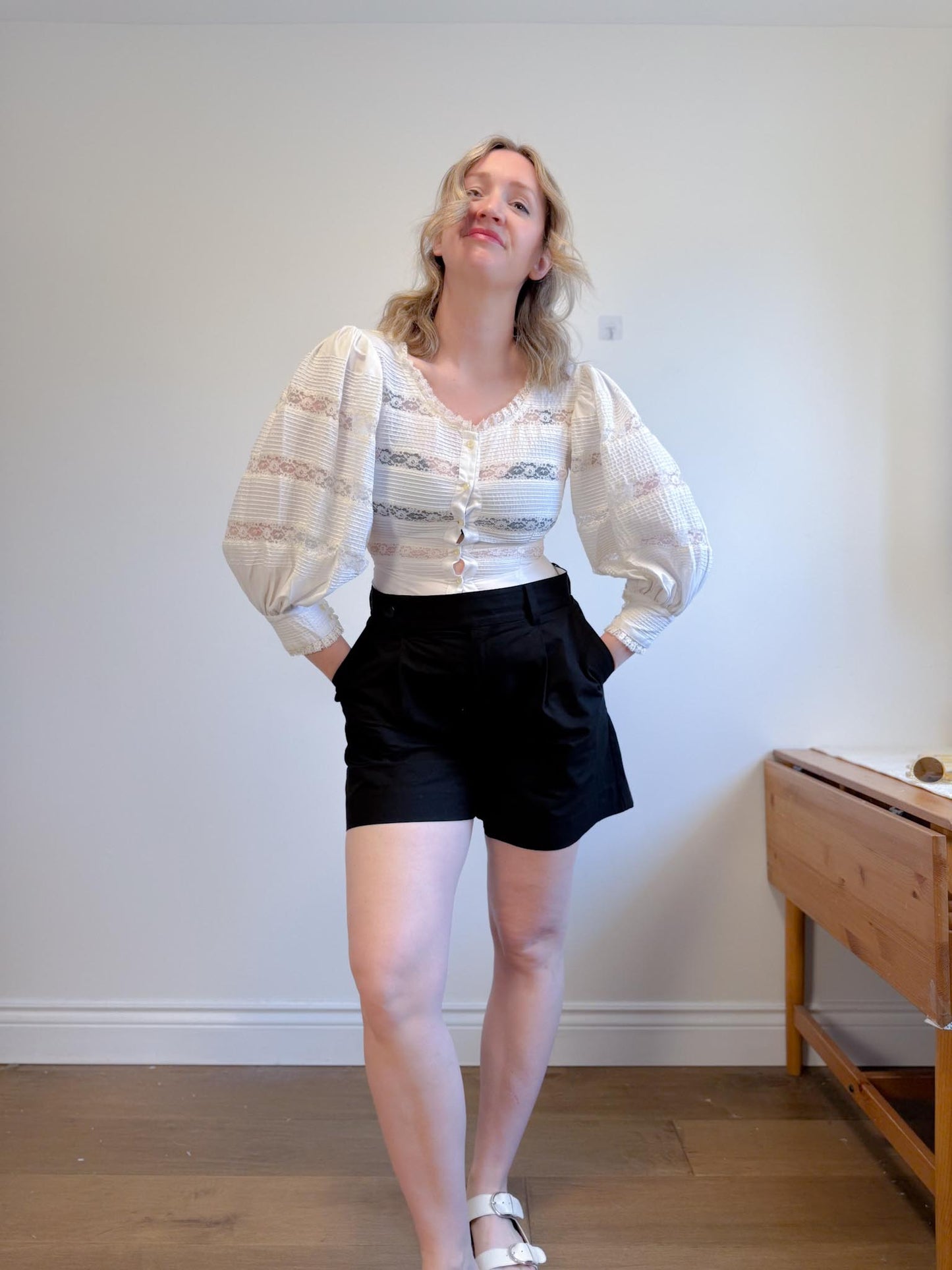 Vintage 1950s Lou Larry Lace Puff Sleeve Blouse (Size S/M)